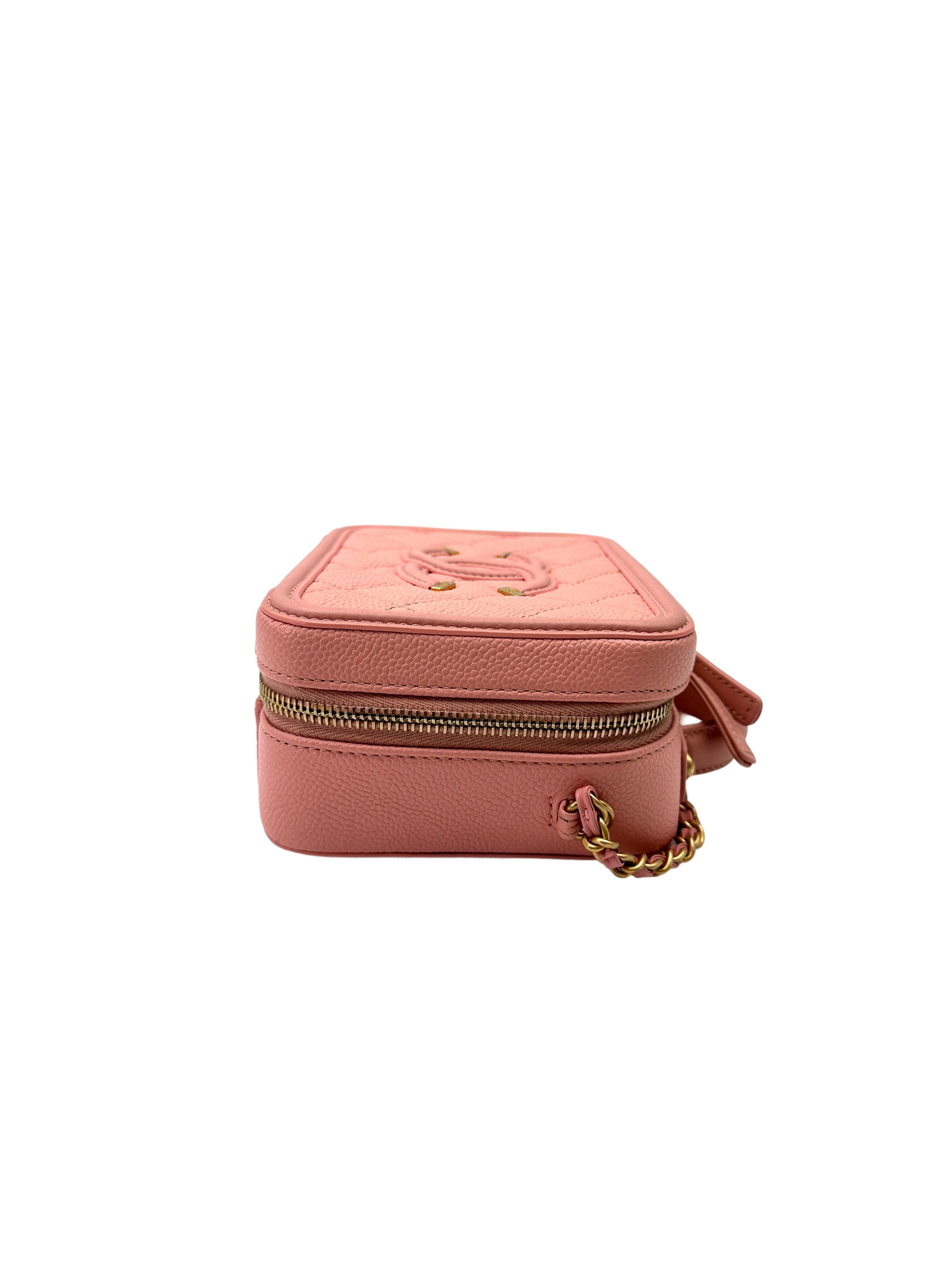 Chanel CC Filigree Pink Quilted Leather Vanity Case(27***12) IRIS230