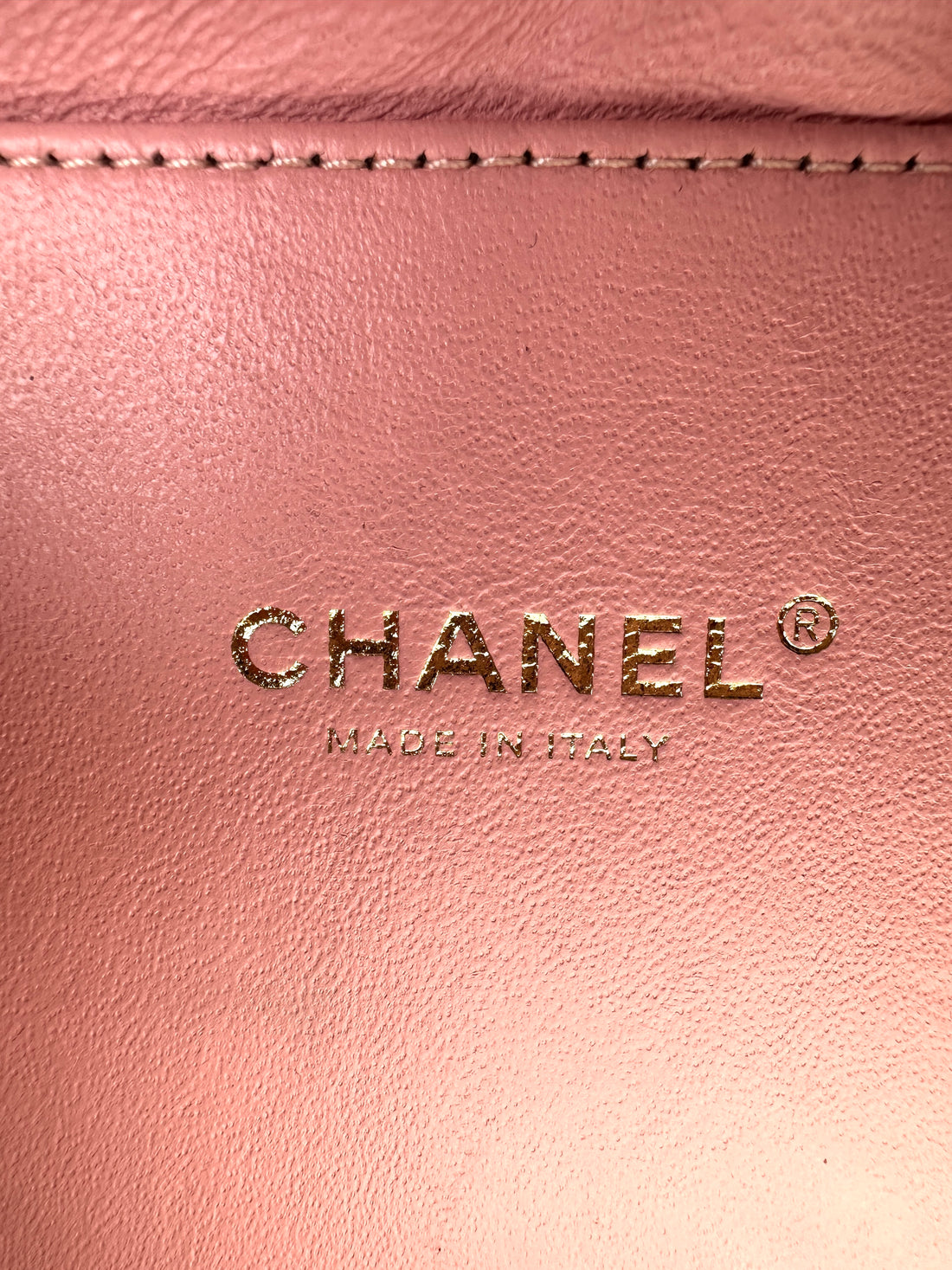 Chanel CC Filigree Pink Quilted Leather Vanity Case(27***12) IRIS230