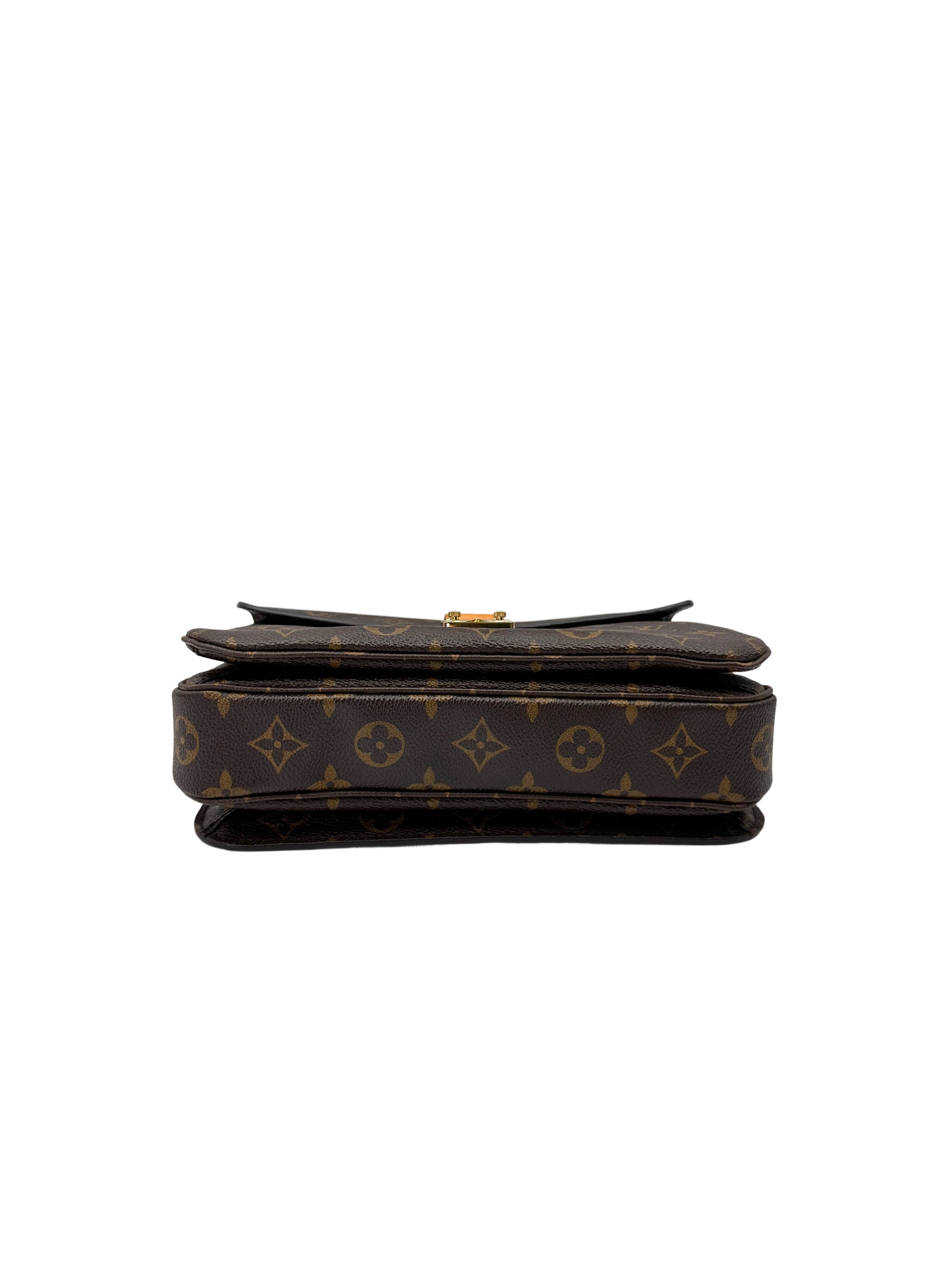 Louis Vuitton Monogram Canvas Pochette Metis LV2804