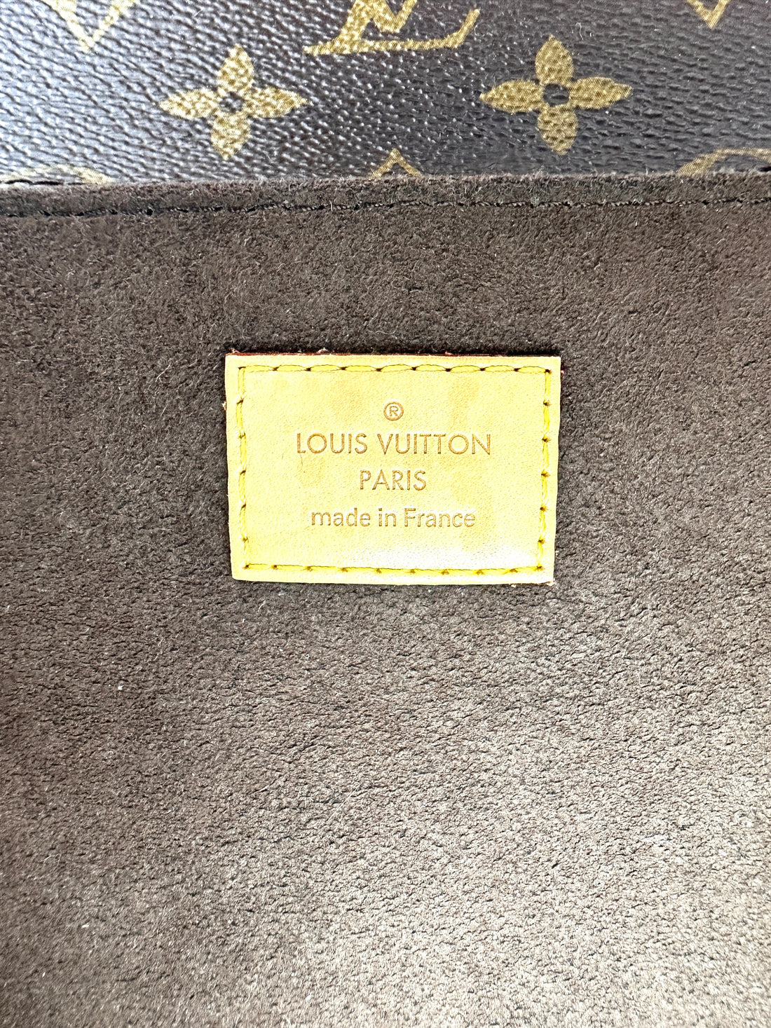 Louis Vuitton Monogram Canvas Pochette Metis LV2804