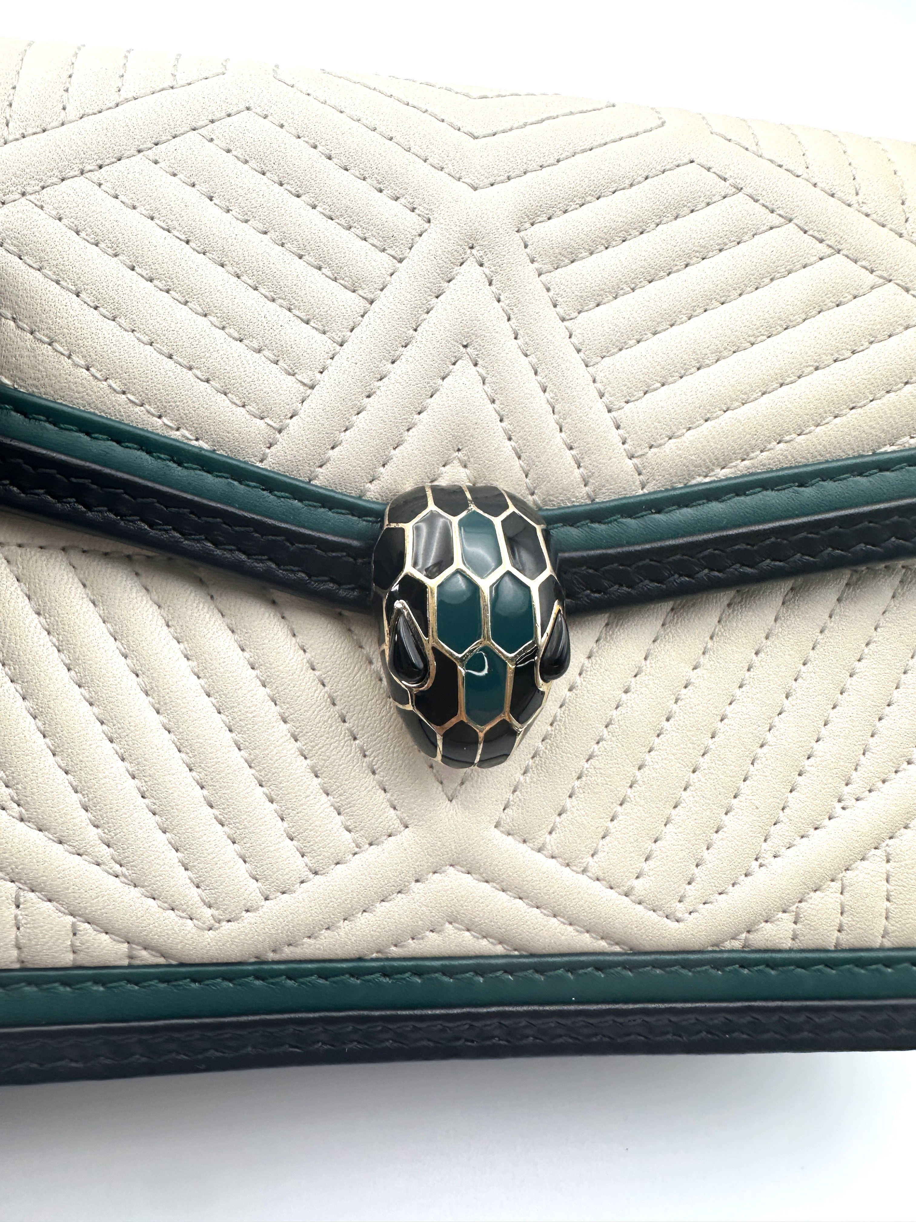 Bvlgari Serpenti Flower White Diamond Blast Quilted Leather Shoulder Bag BS43