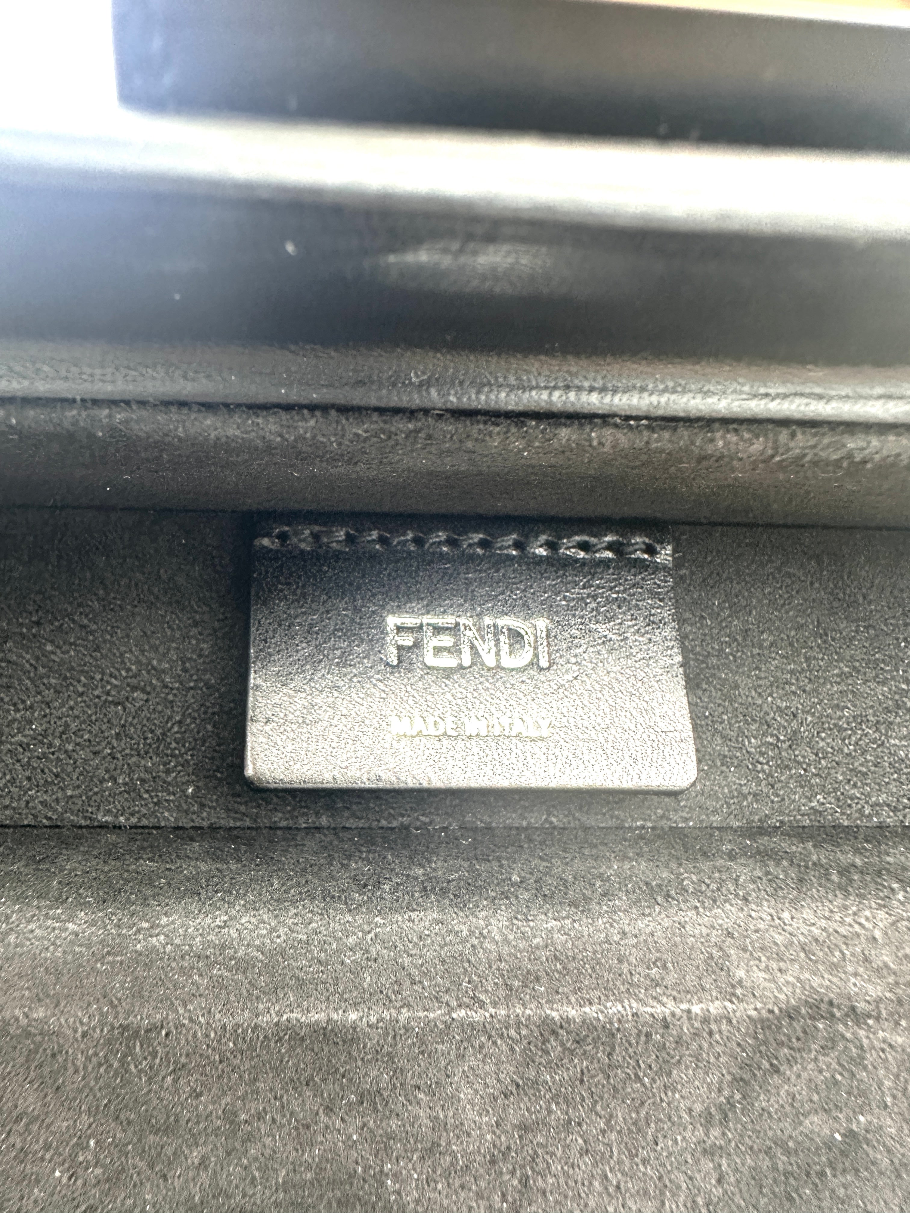 Fendi Baguette Trunk Black/White Leather Shoulder Bag FF107
