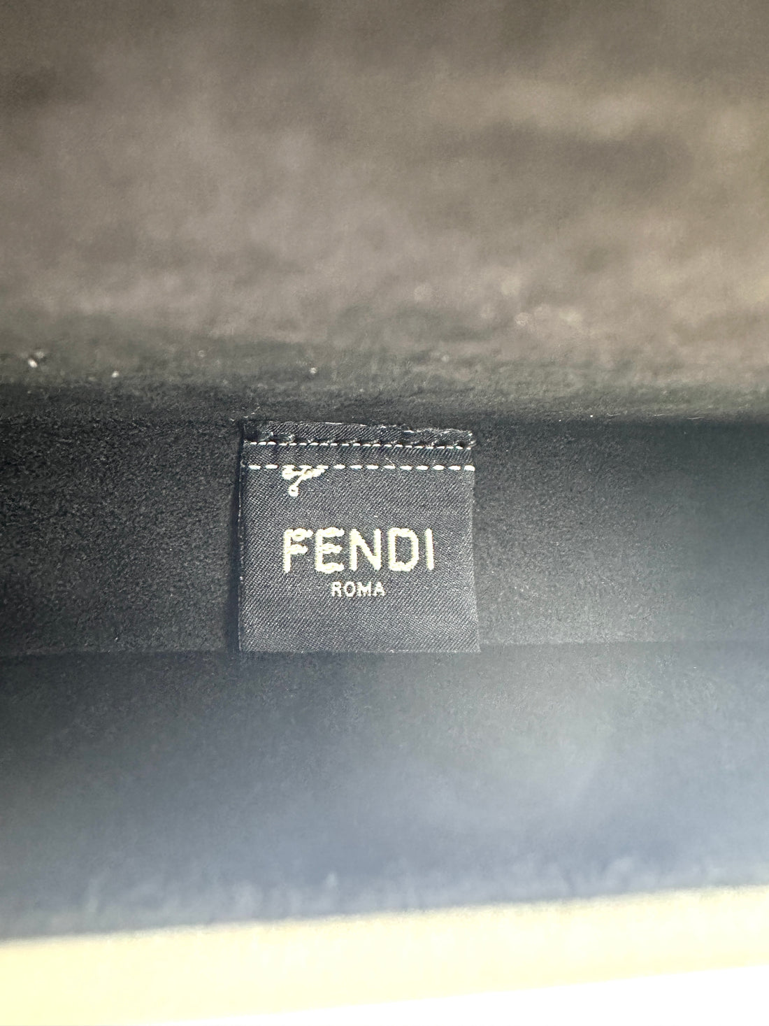 Fendi Baguette Trunk Black/White Leather Shoulder Bag FF107