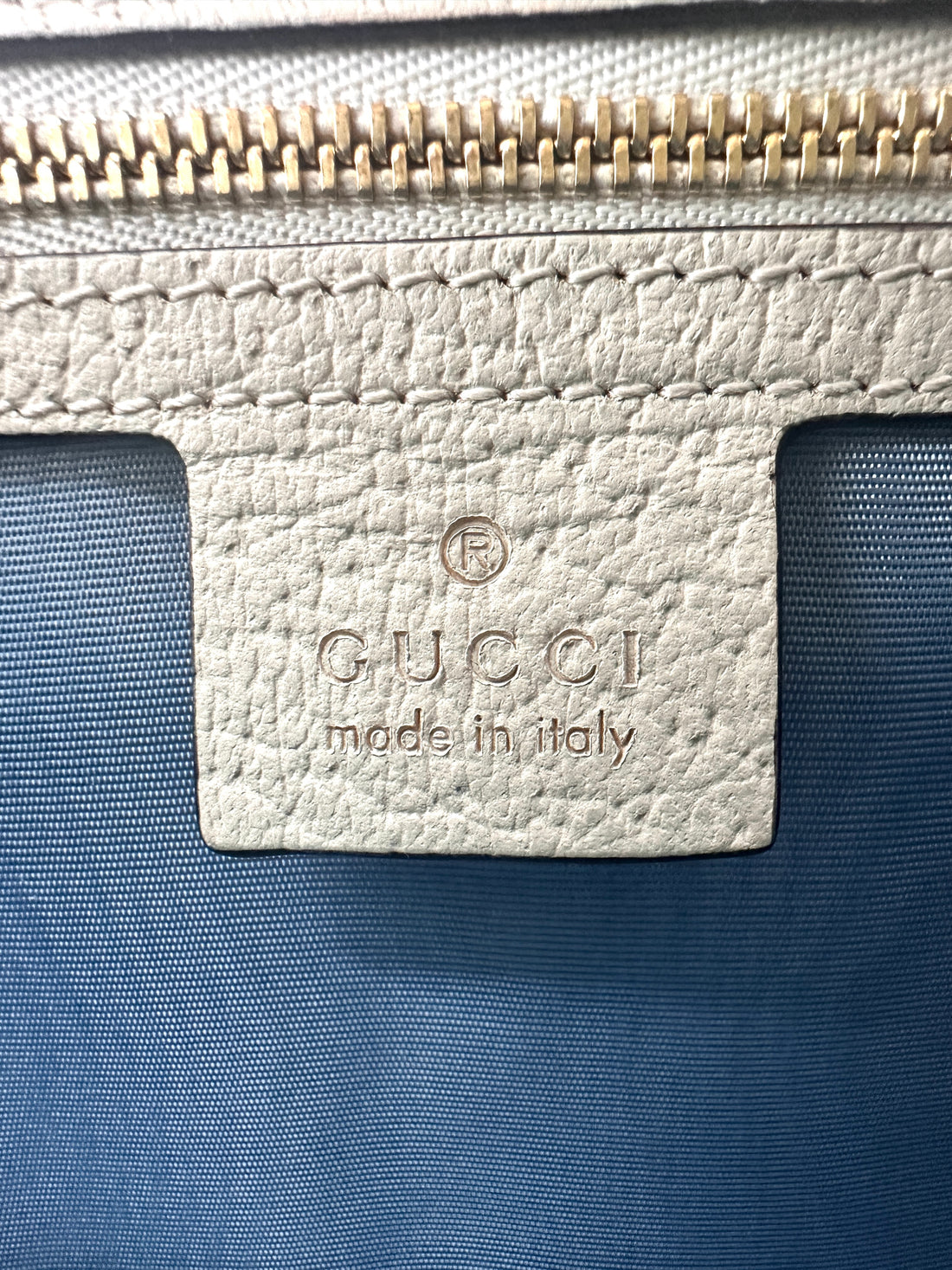 Gucci Sylvie Bee Star White Leather Shoulder Bag GG1081