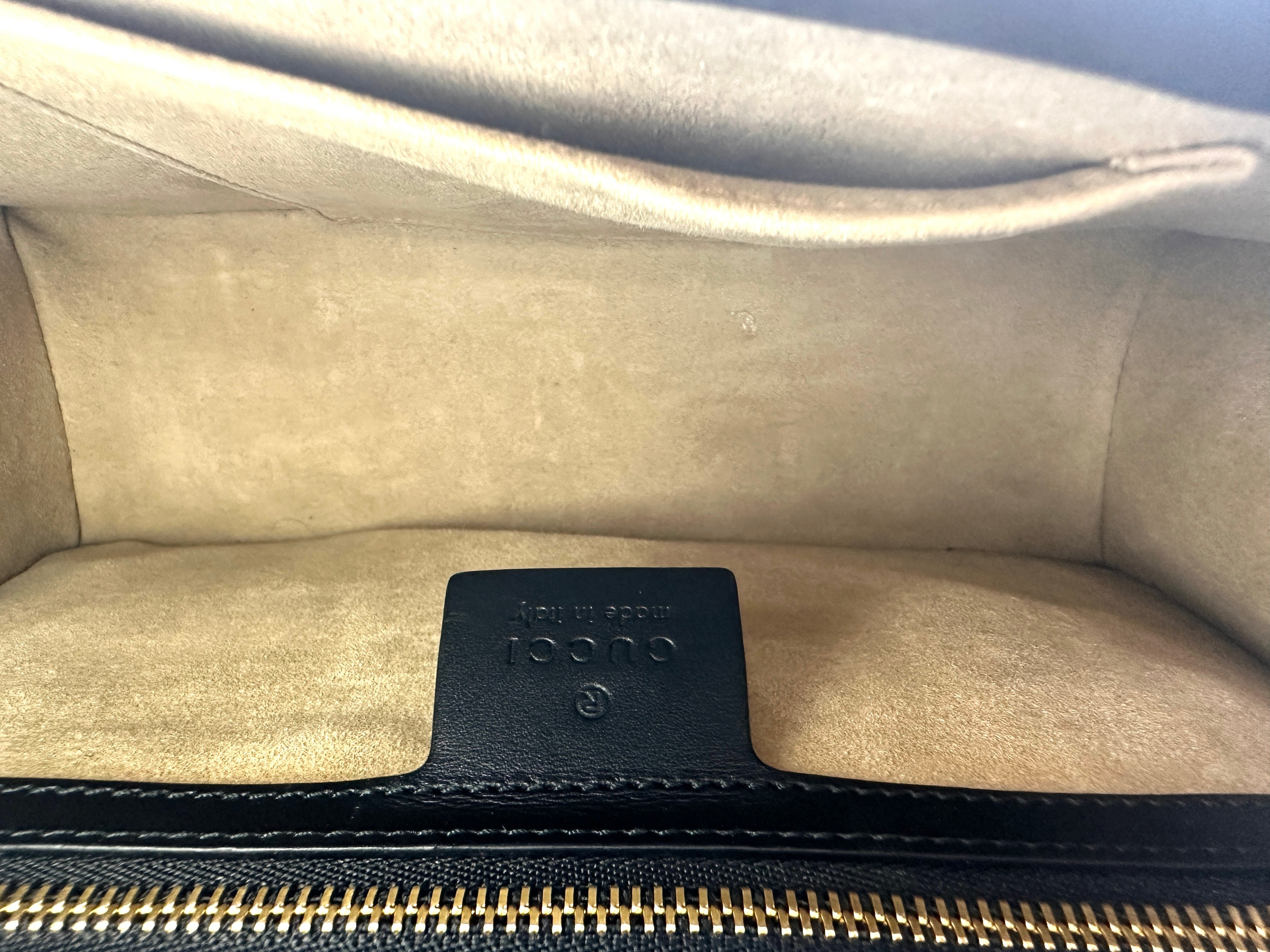 Gucci Sylvie Black Leather Medium Size Shoulder Bag GG1084