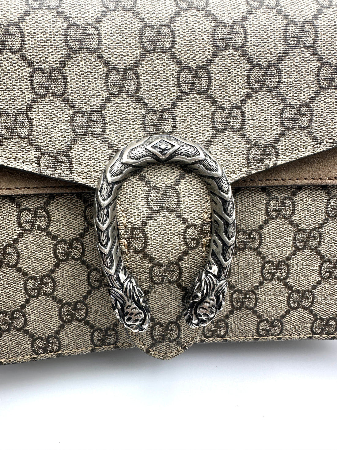 Gucci Dionysus GG Supreme Canvas Medium Size Shoulder Bag GG1083