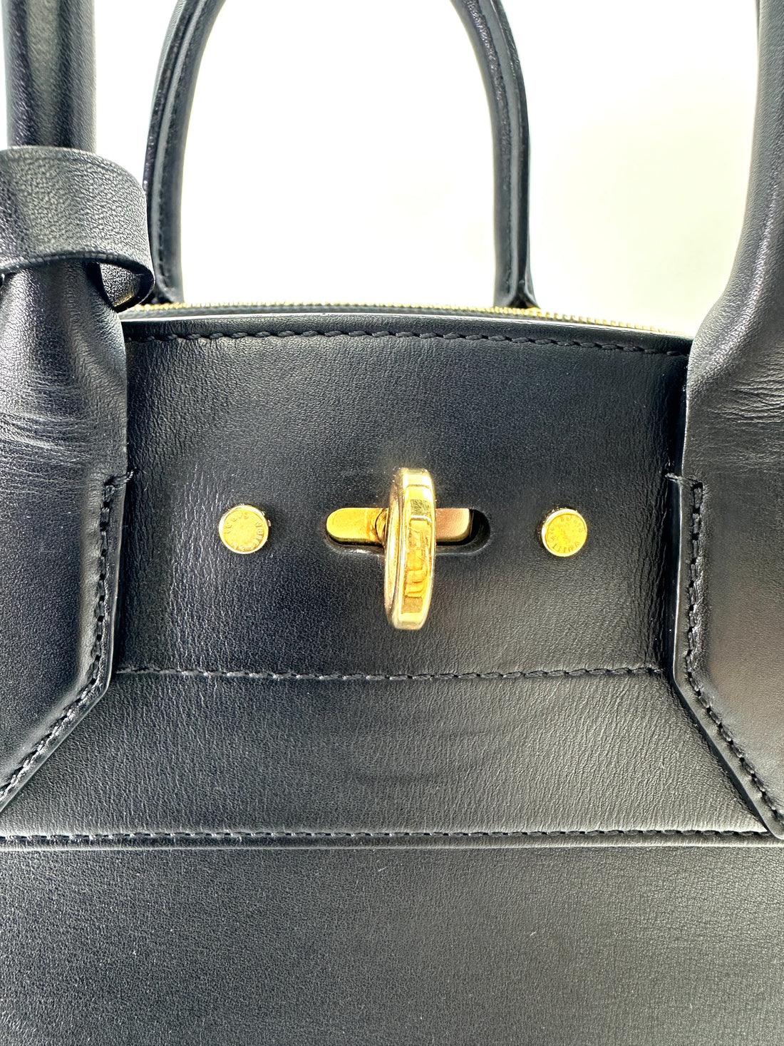 Louis Vuitton City Steamer MM Black Grained Leather Handle Bag LV2810