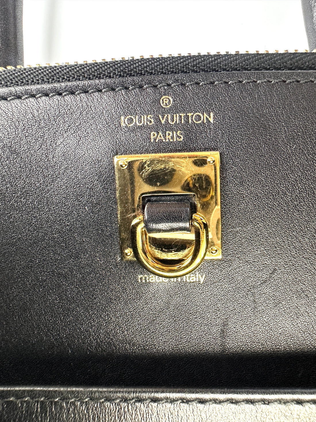 Louis Vuitton City Steamer MM Black Grained Leather Handle Bag LV2810