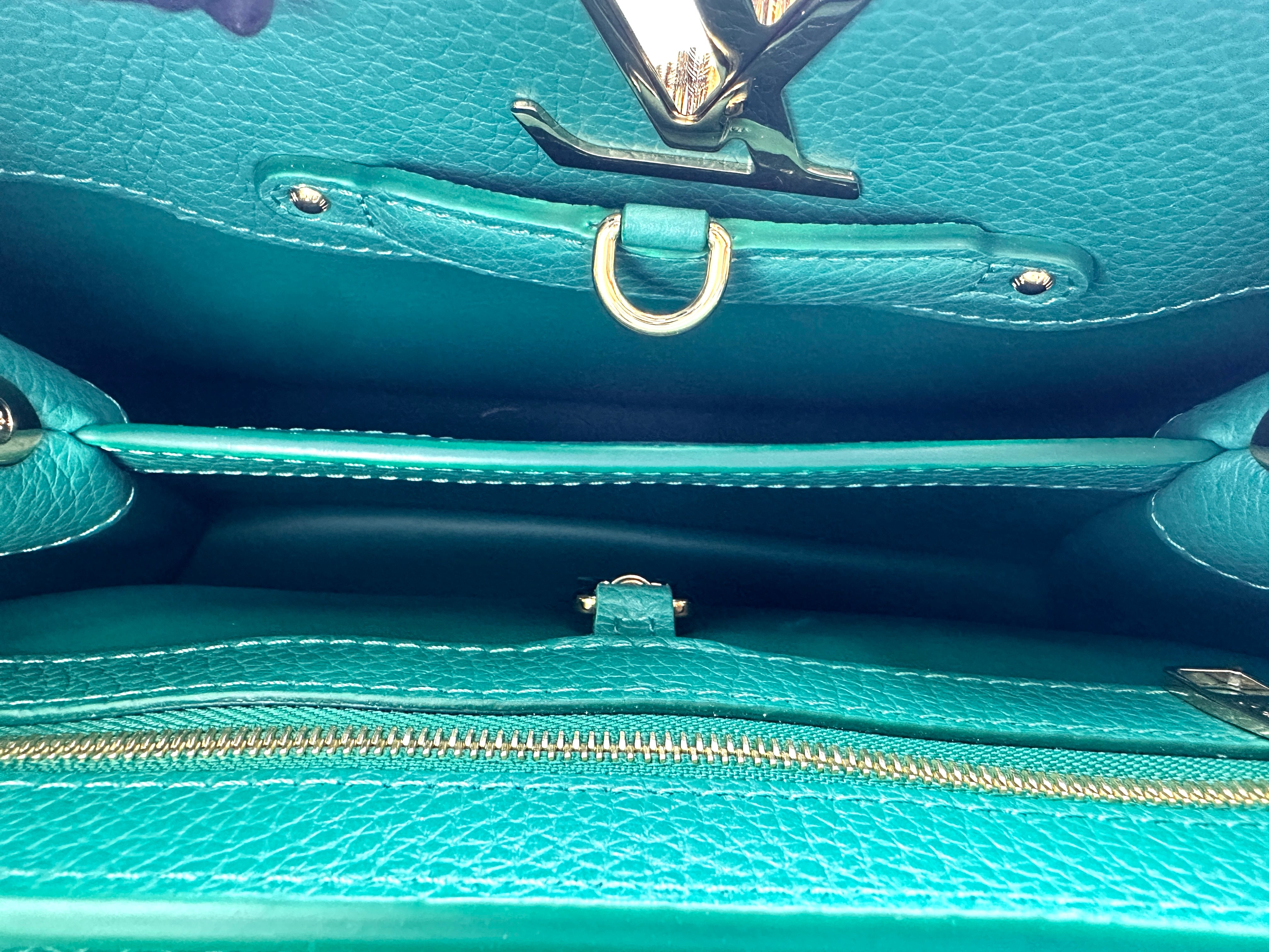 Louis Vuitton Capucines BB Green Leather Handle Bag LV2811
