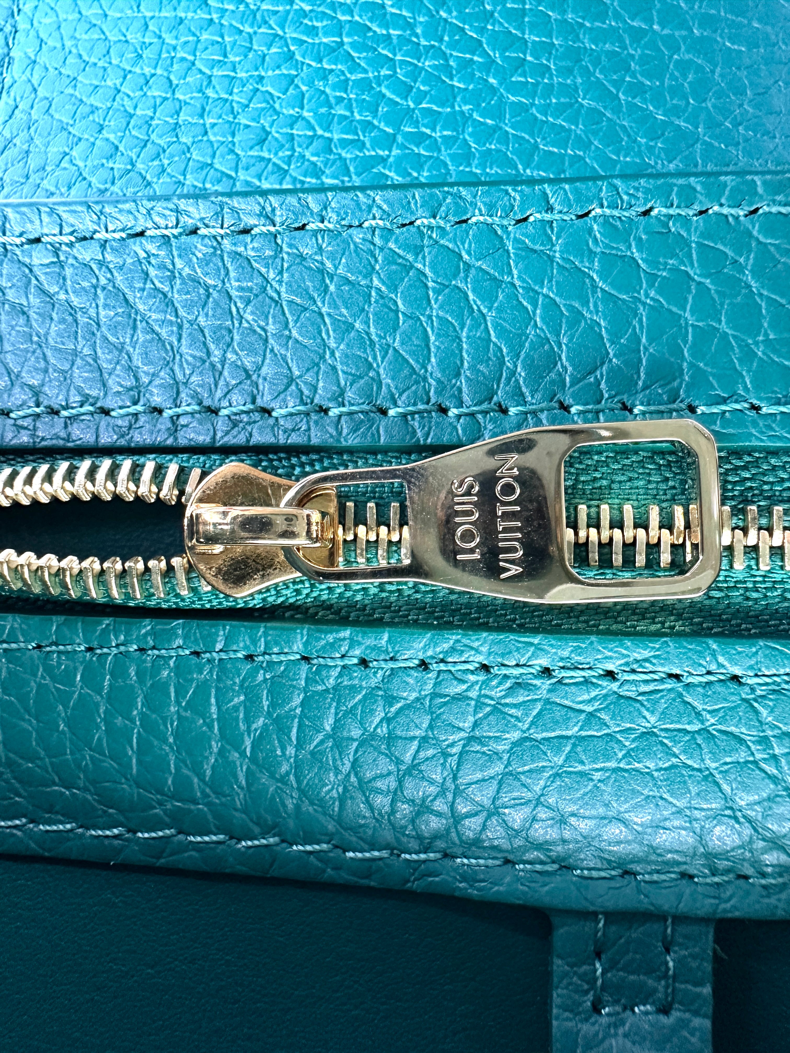 Louis Vuitton Capucines BB Green Leather Handle Bag LV2811