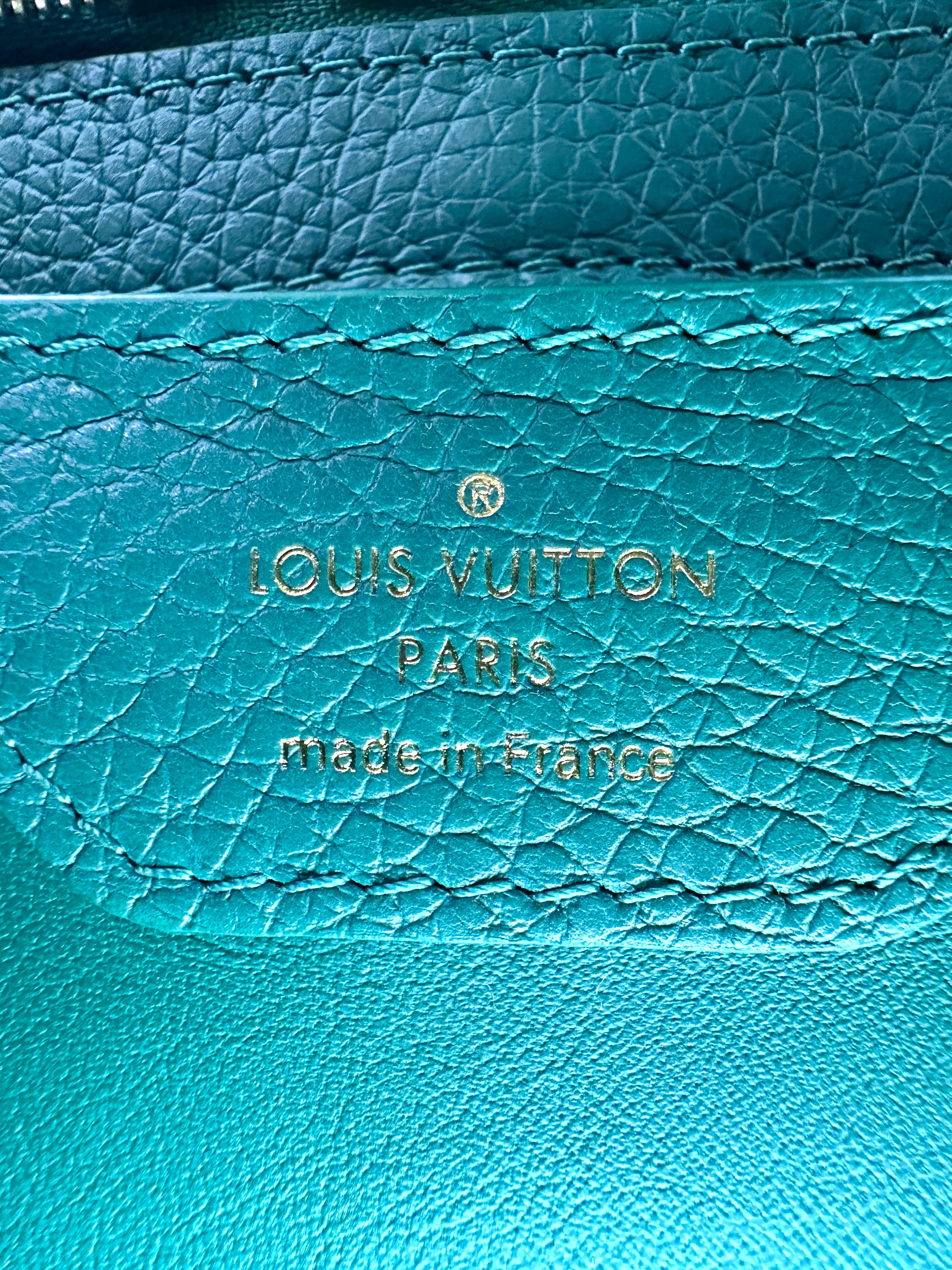Louis Vuitton Capucines BB Green Leather Handle Bag LV2811