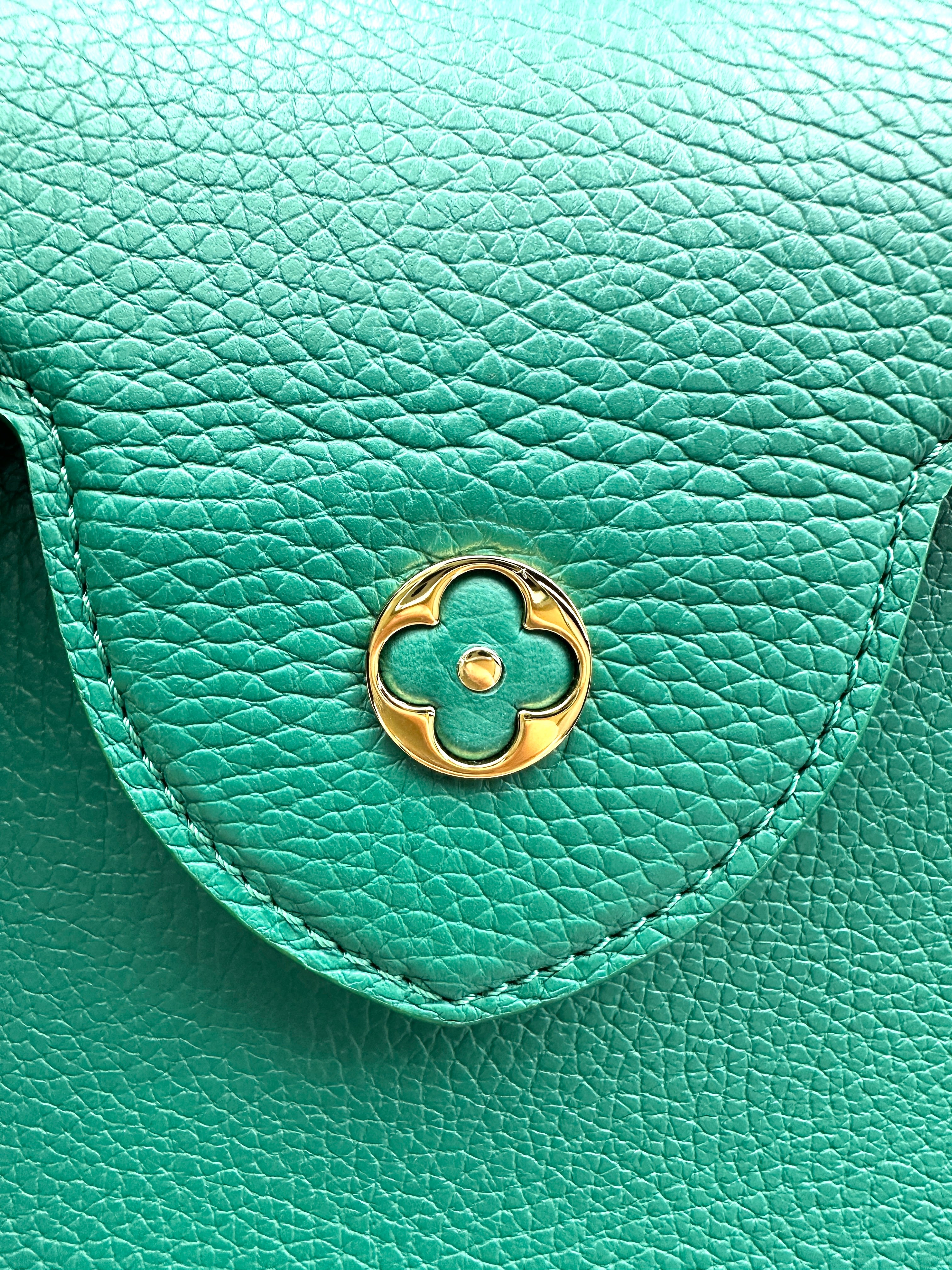 Louis Vuitton Capucines BB Green Leather Handle Bag LV2811