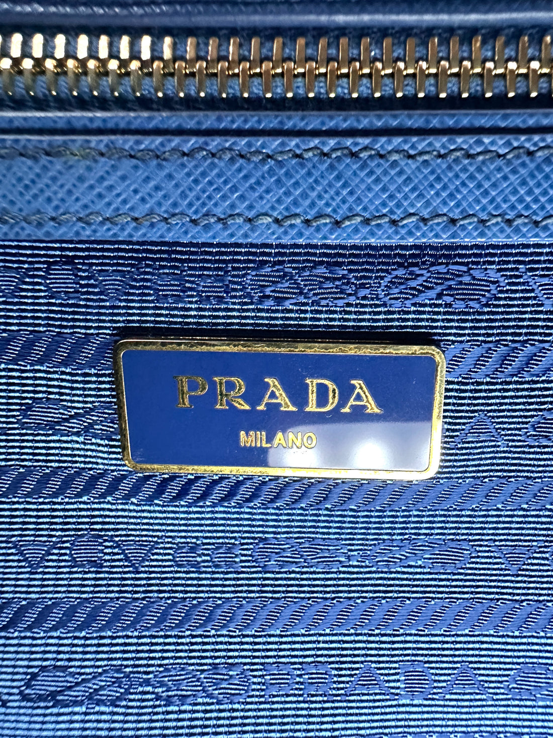 Prada Galleria Blue Saffiano Leather Handle Bag PR373