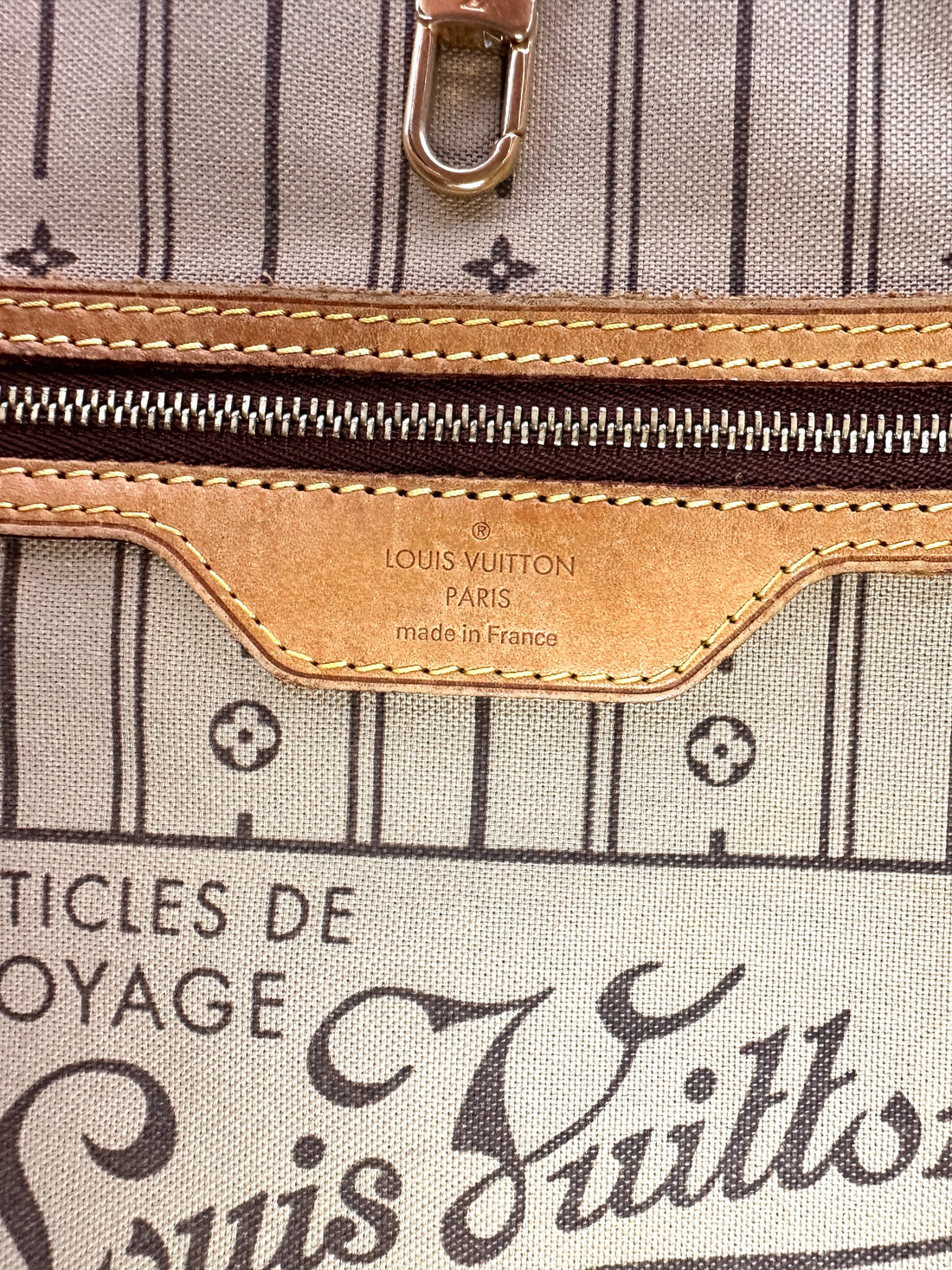 Louis Vuitton Neverfull MM Monogram Canvas Handle Bag LV2812