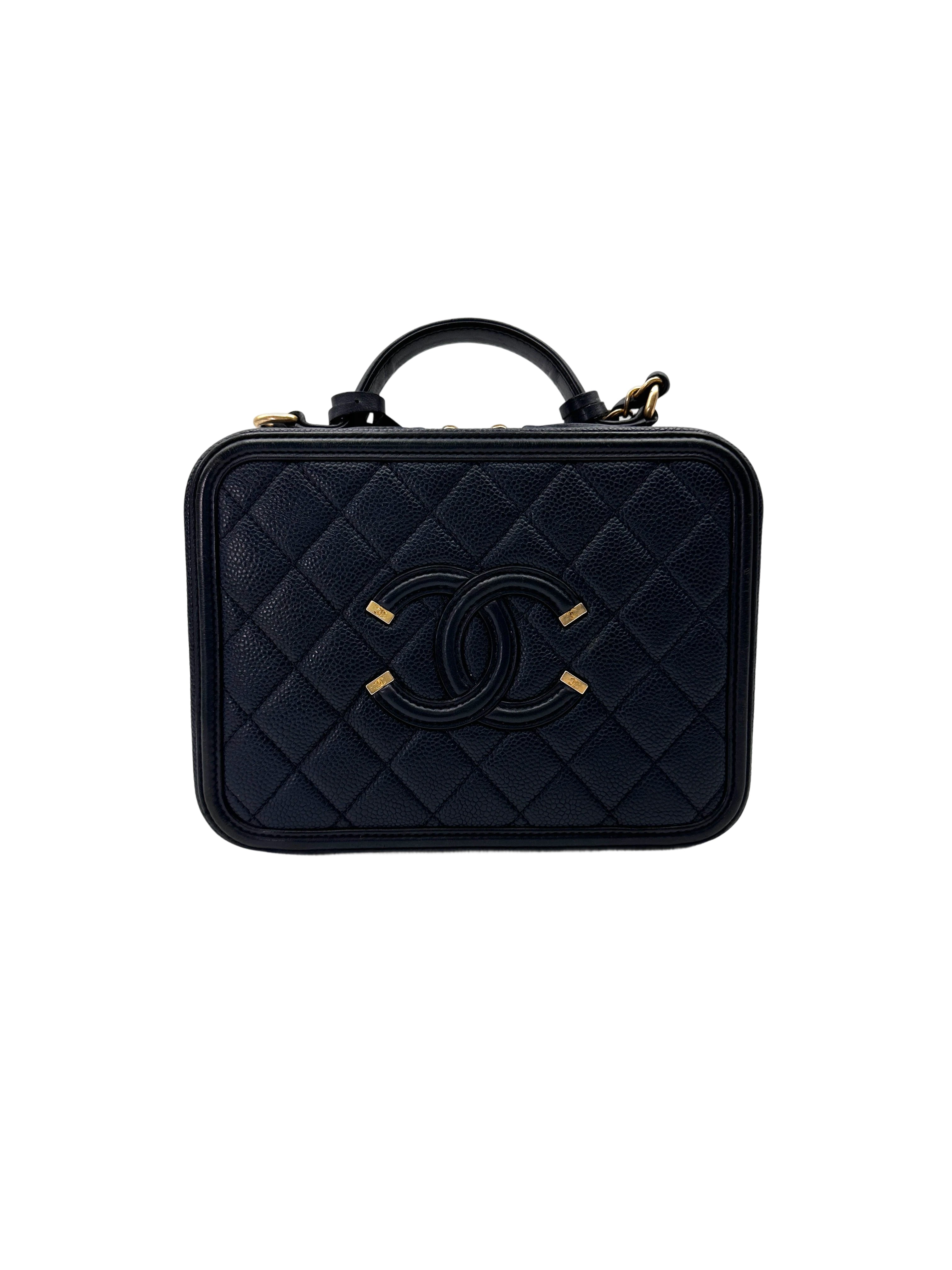 Chanel CC Filigree Navy Quilted Leather Vanity Case(27***52) CC2005