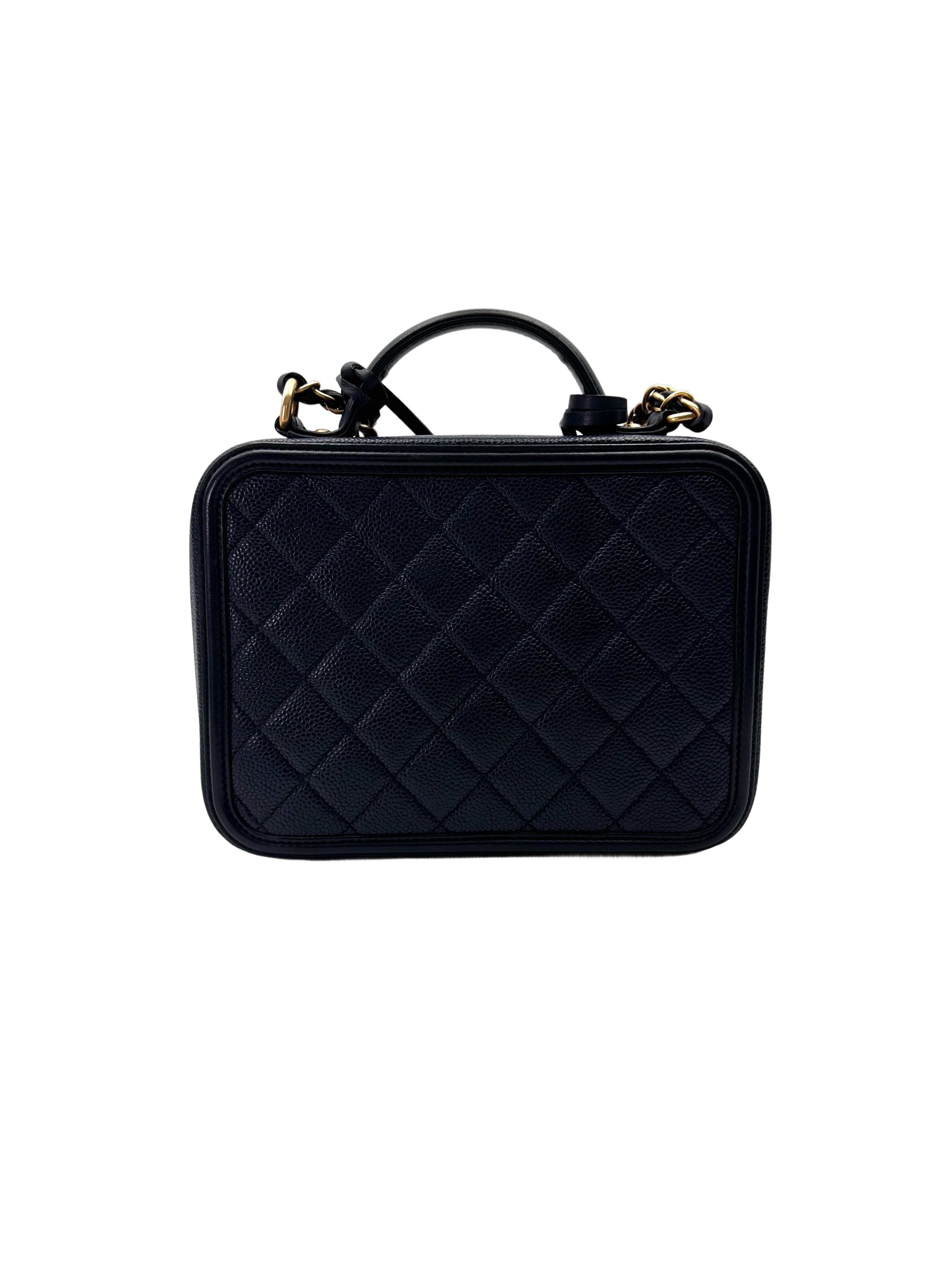 Chanel CC Filigree Navy Quilted Leather Vanity Case(27***52) CC2005