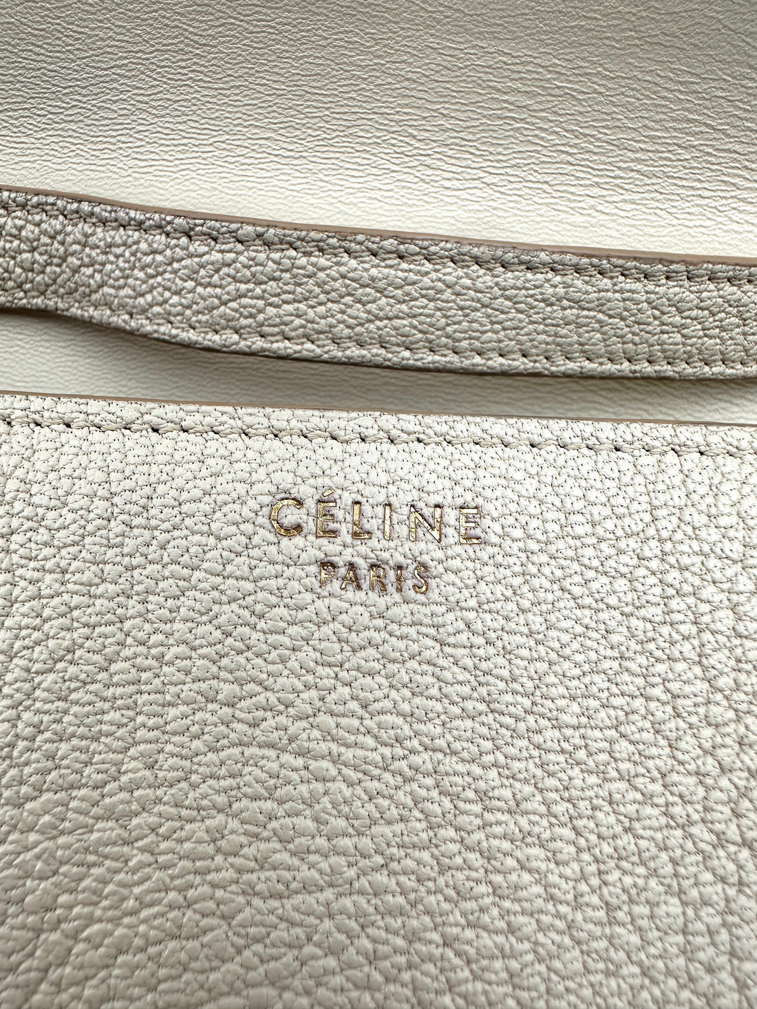 Celine Classic Box White Leather Shoulder Bag CE161