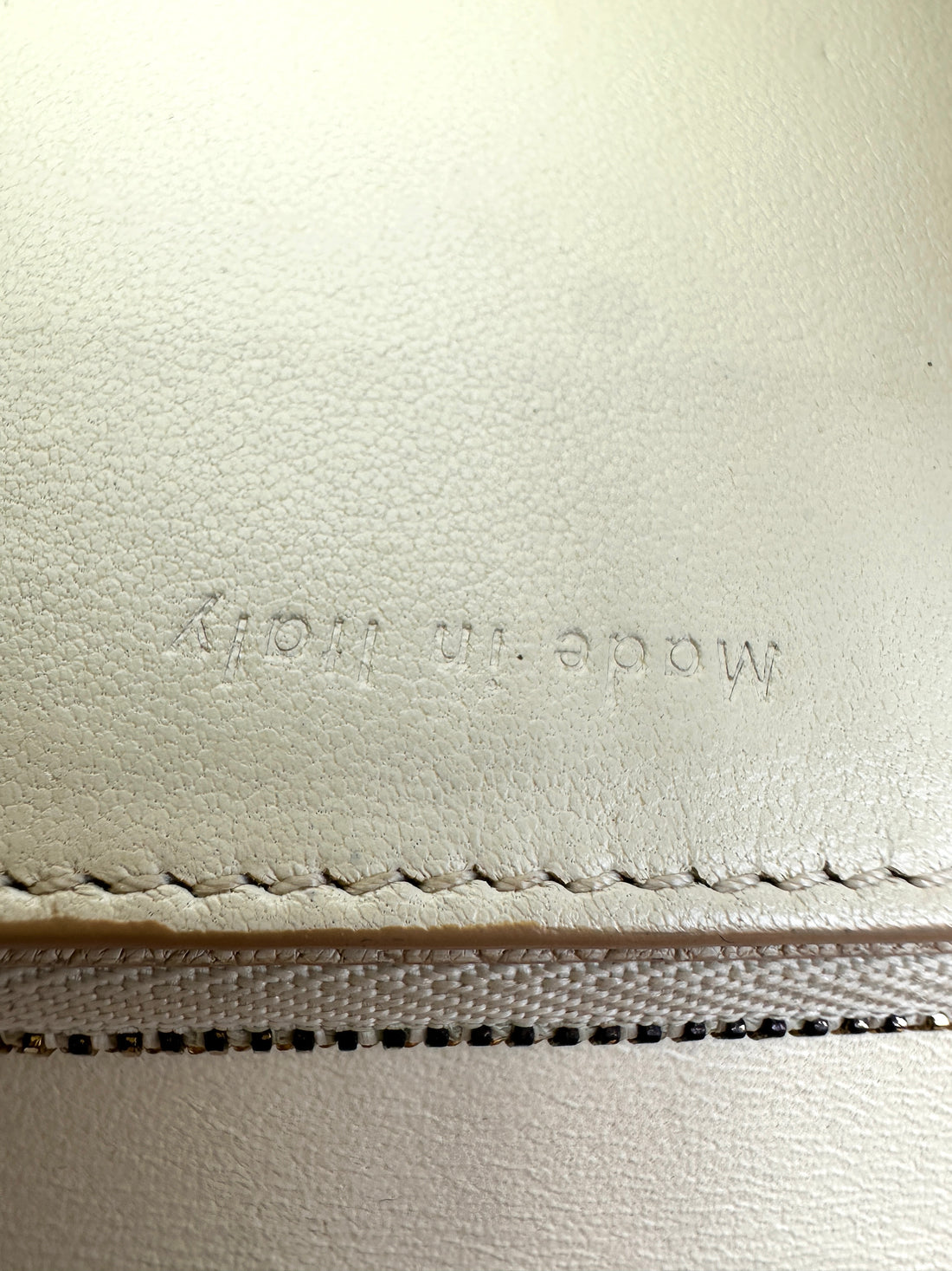 Celine Classic Box White Leather Shoulder Bag CE161