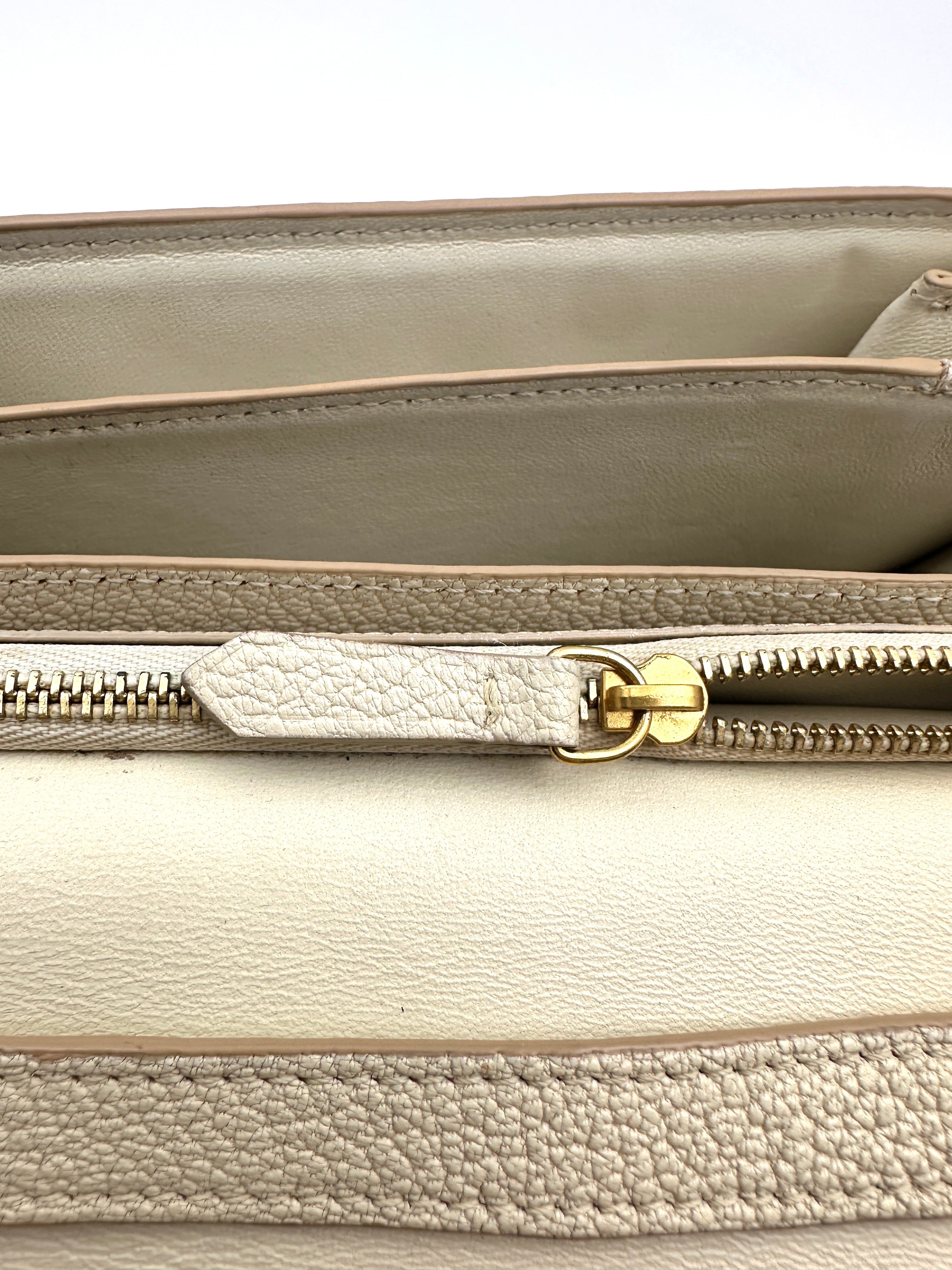 Celine Classic Box White Leather Shoulder Bag CE161