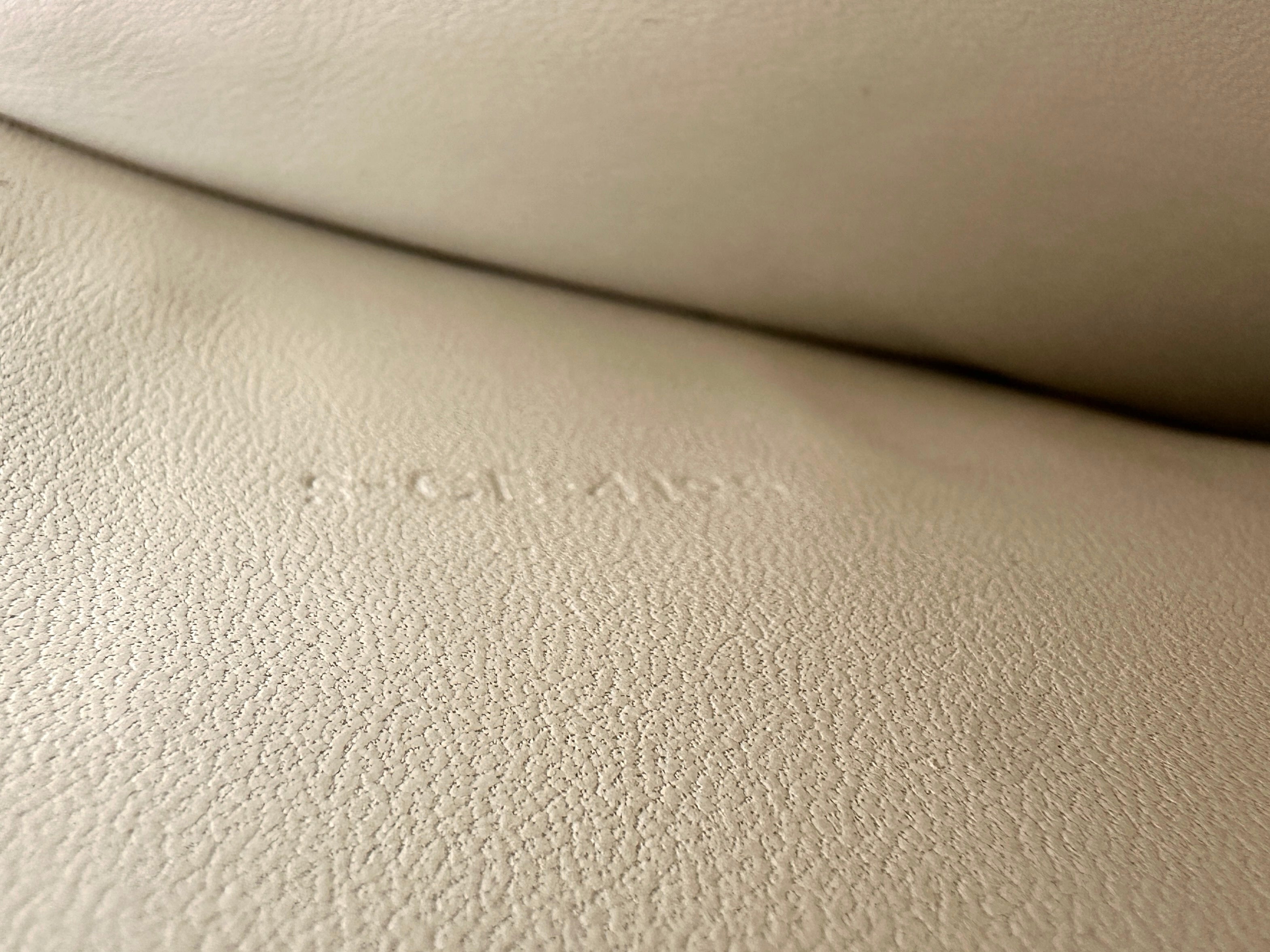 Celine Classic Box White Leather Shoulder Bag CE161
