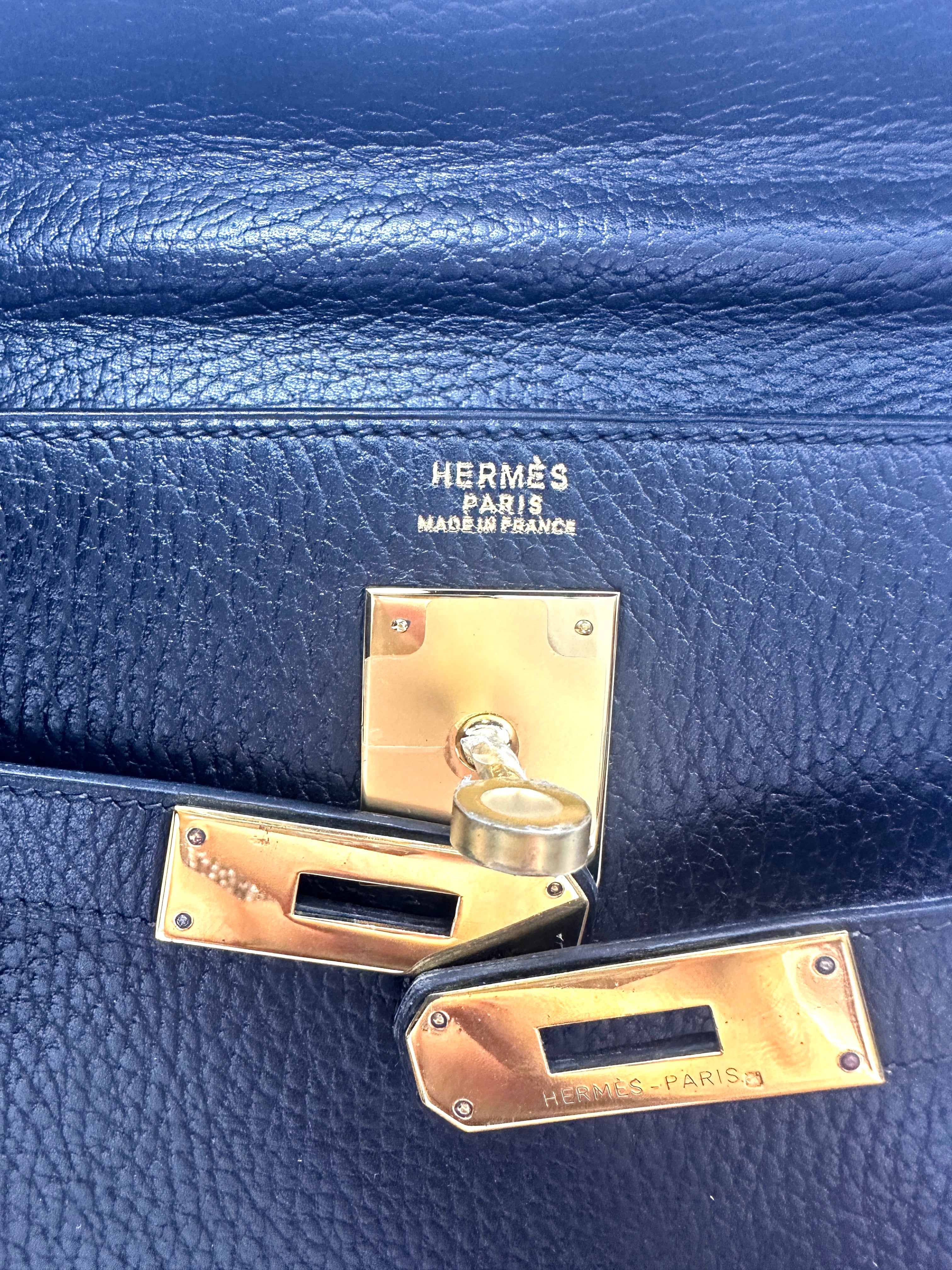 Hermes Kelly32 Black Leather Top Handle Bag HR114