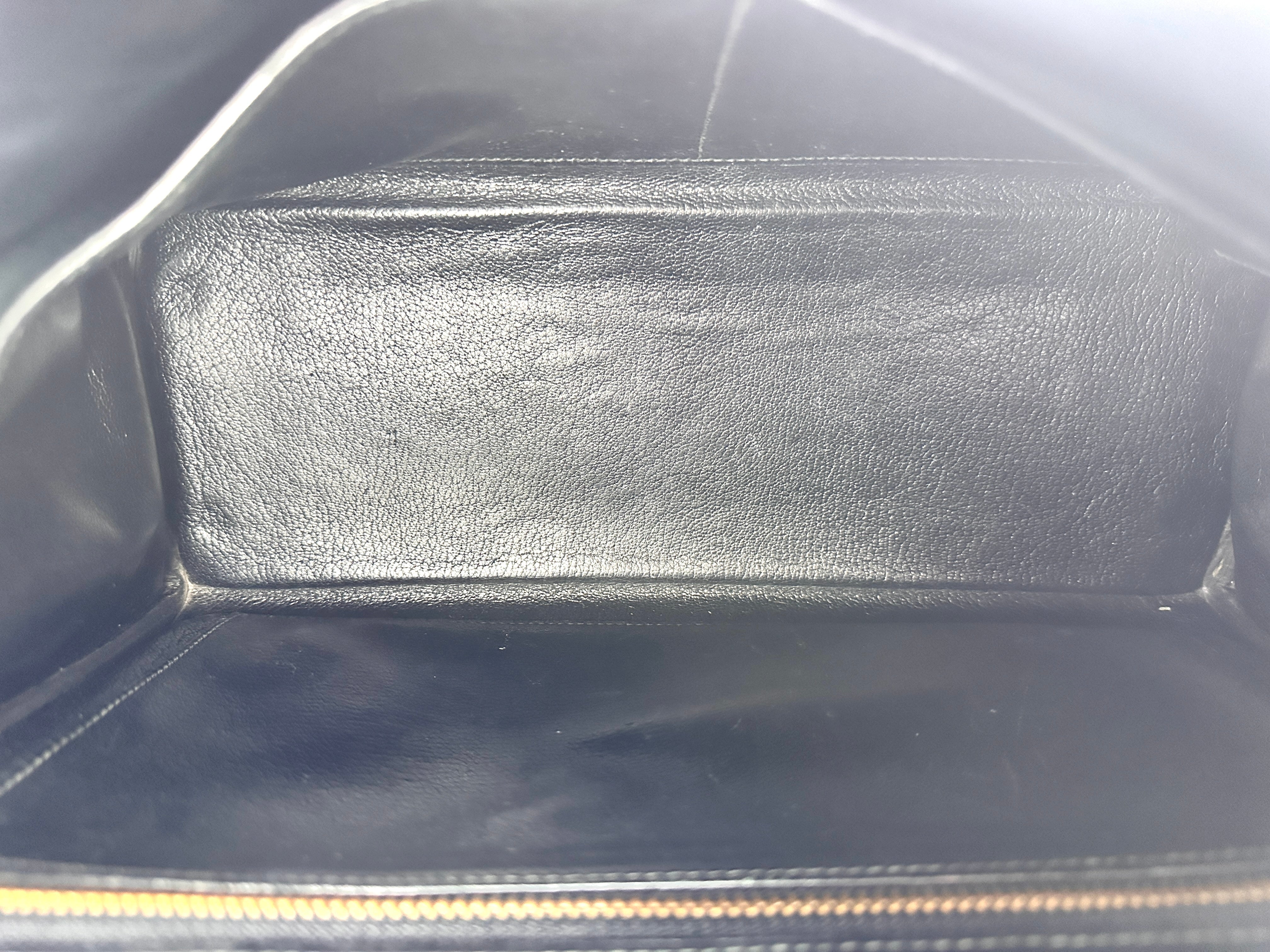 Hermes Kelly32 Black Leather Top Handle Bag HR114