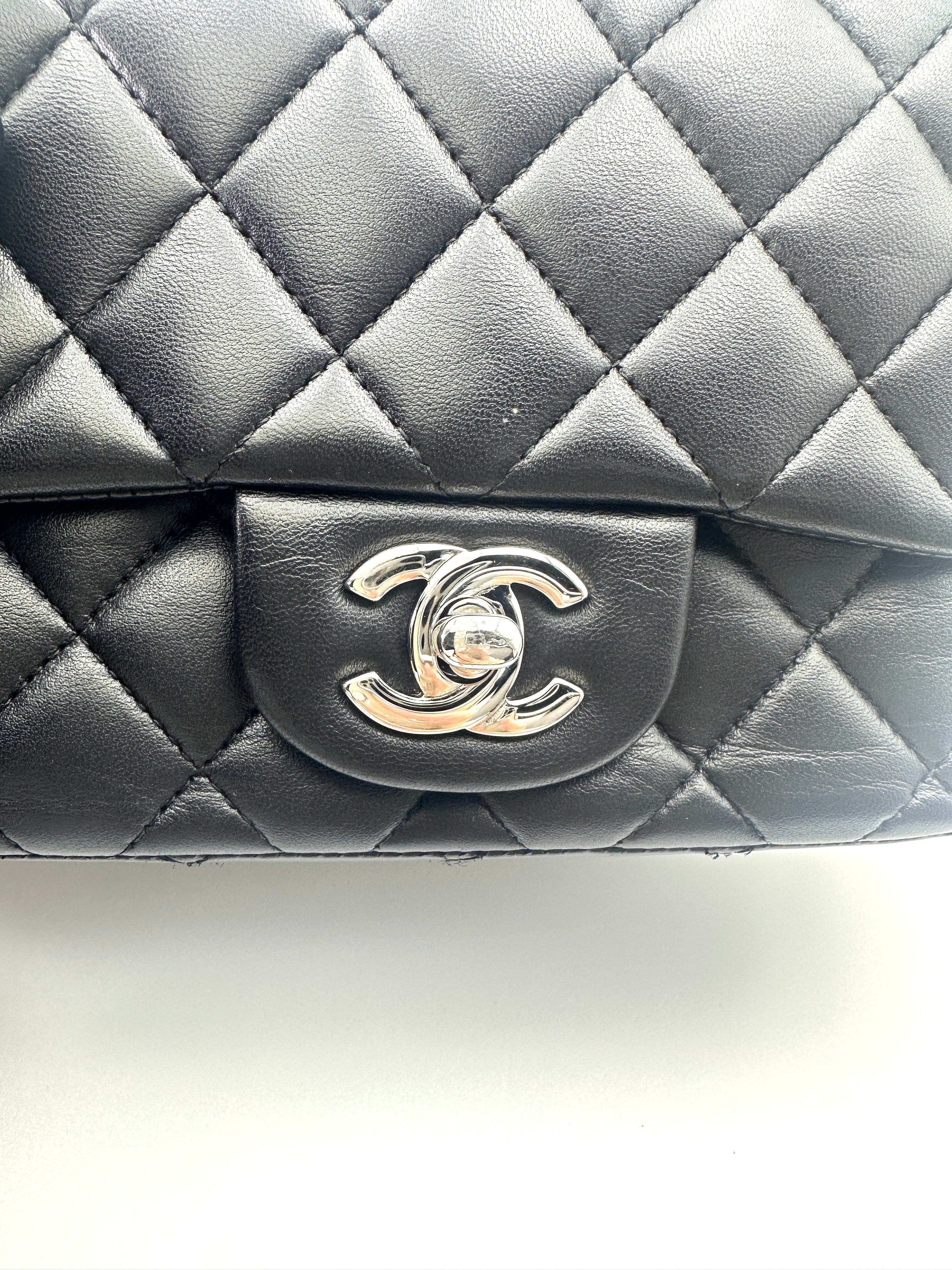 Chanel Black Quilted Lambskin Flap Bag With Silver Buckle(22***67) CC2009