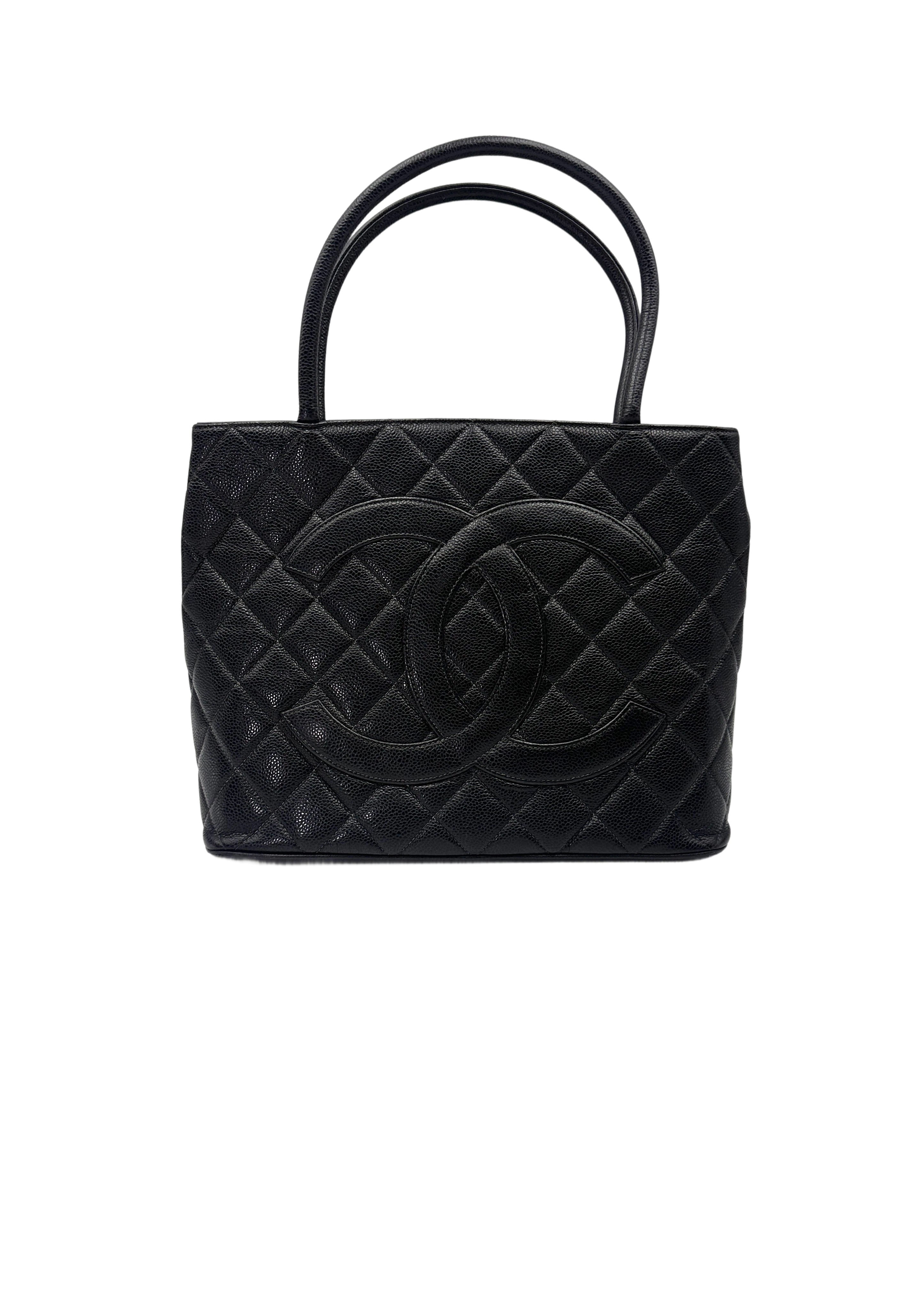 Chanel Medallion Black Quilted Leather Small Size Tote Handle Bag(71***28) CC2008