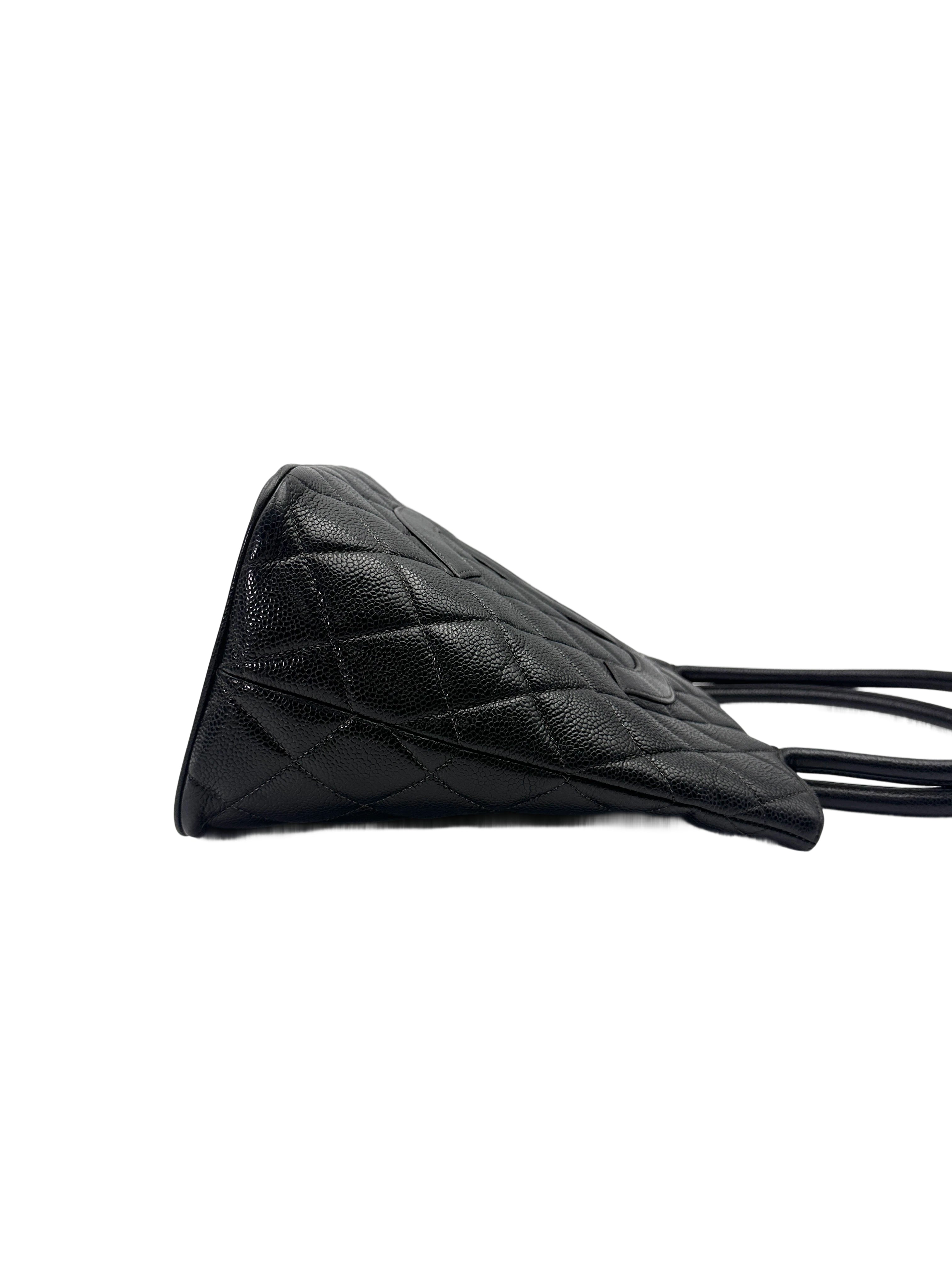 Chanel Medallion Black Quilted Leather Small Size Tote Handle Bag(71***28) CC2008