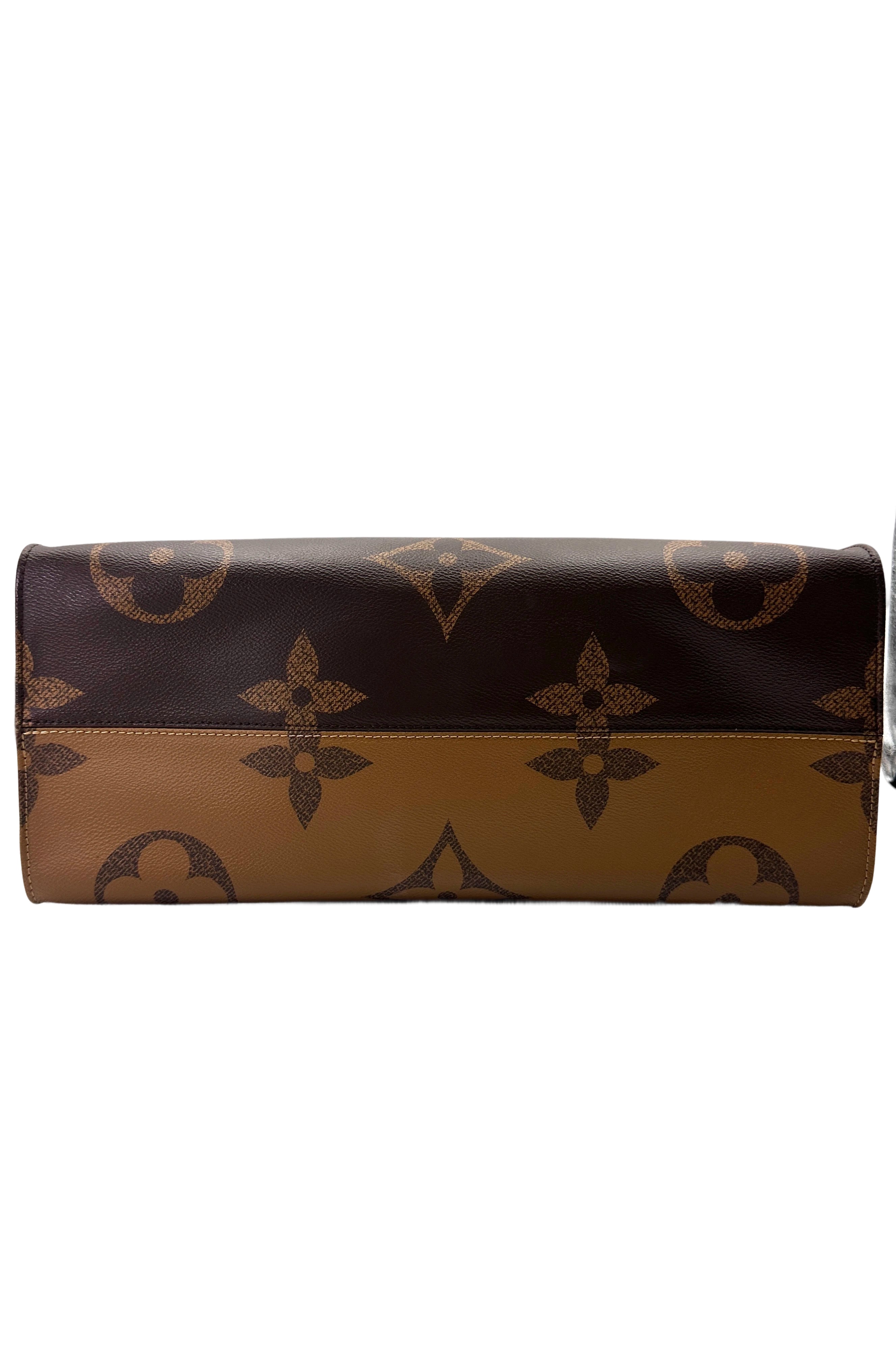 Louis Vuitton Onthego GM Monogram Canvas Handle Bag LV2821