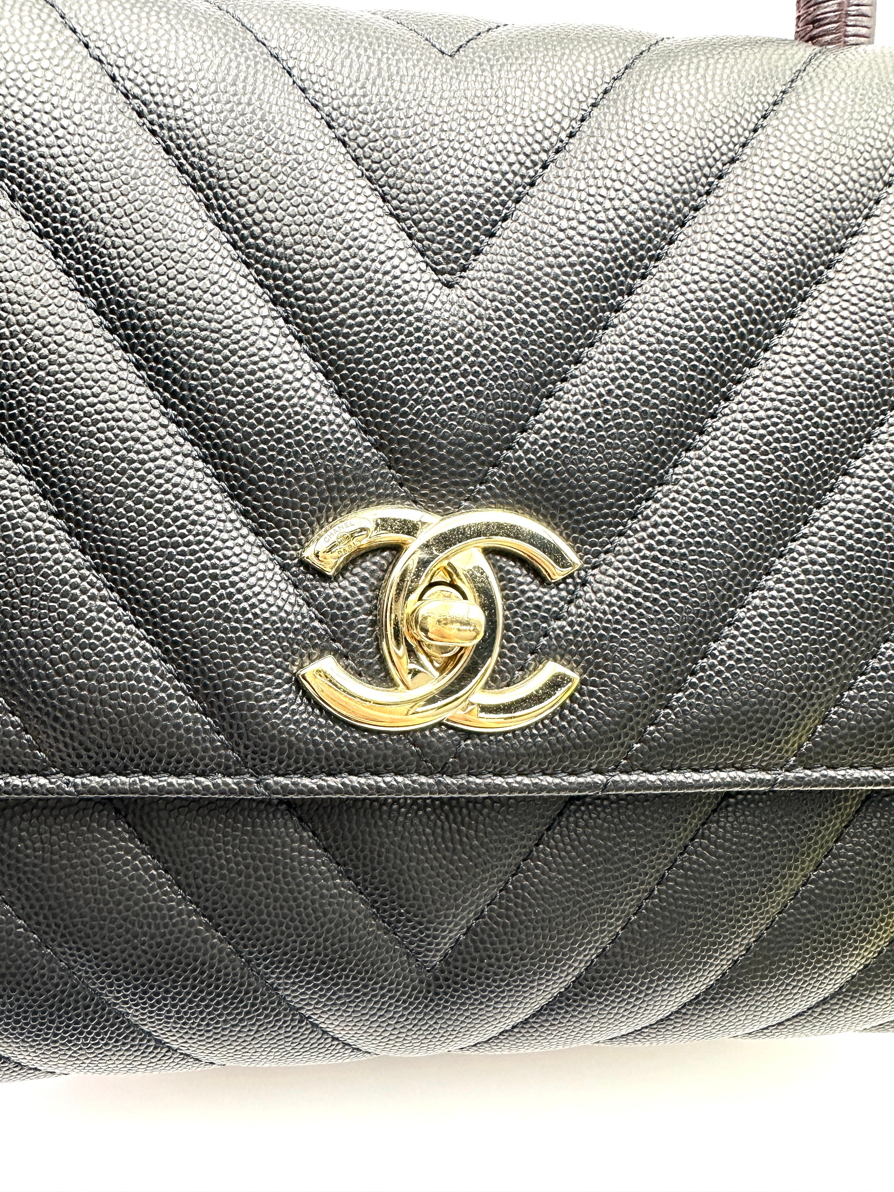 Chanel CoCo Handle Black Chevron Quilted Calfskin Shoulder Bag(29***58)CC2021
