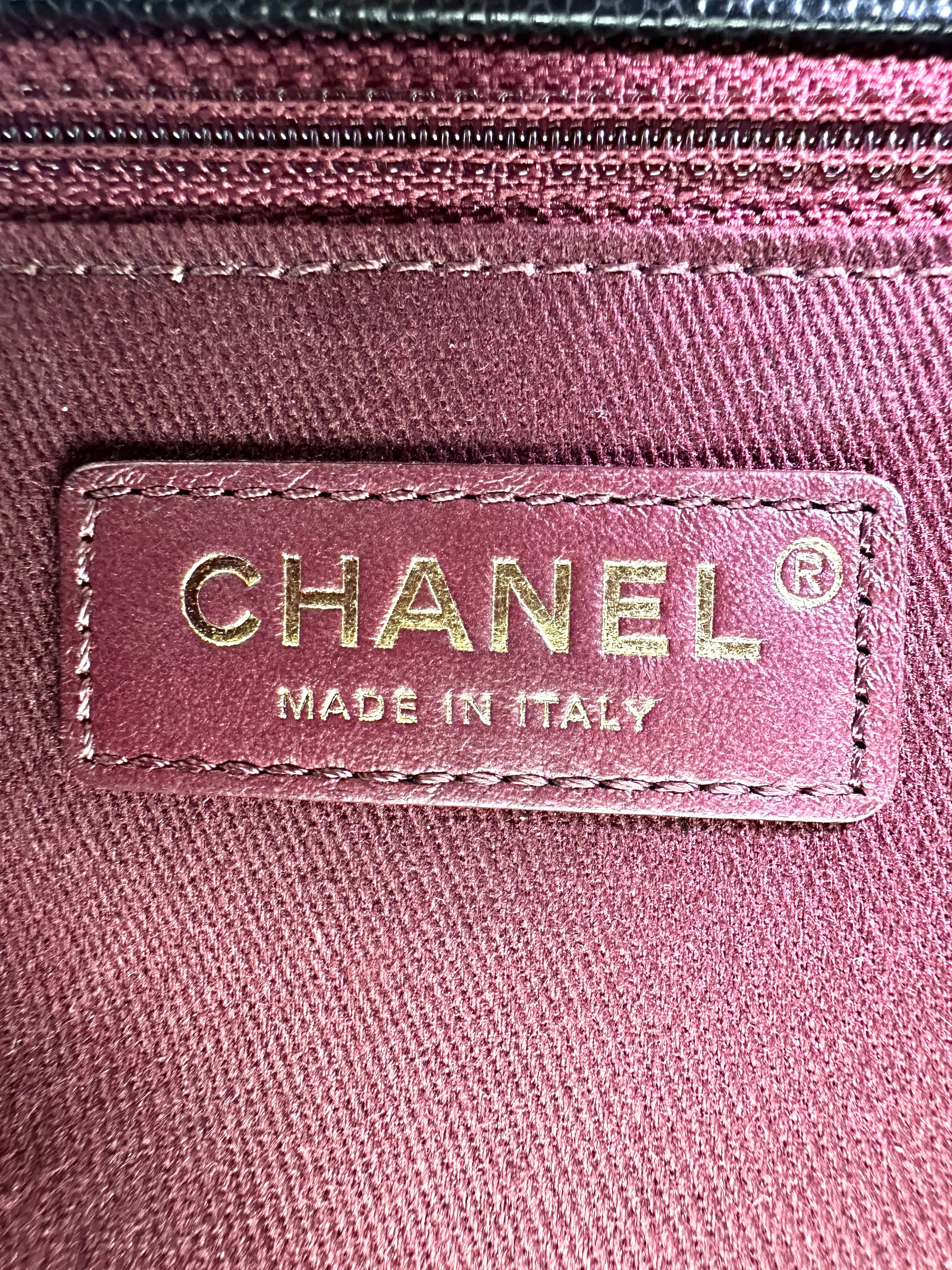 Chanel CoCo Handle Black Chevron Quilted Calfskin Shoulder Bag(29***58)CC2021