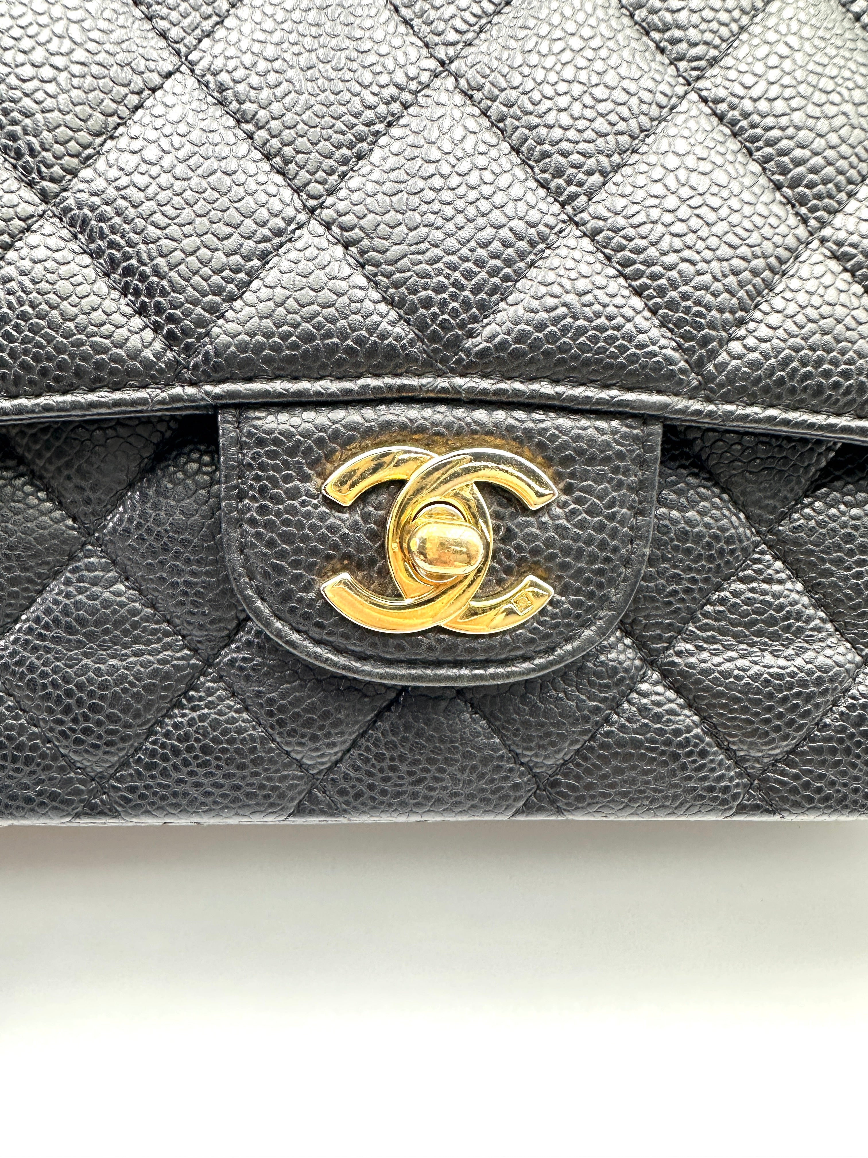 Chanel Classic Flap Black Quilted Leather Medium Size Flap Bag With Gold Buckle(12***53) CC2015