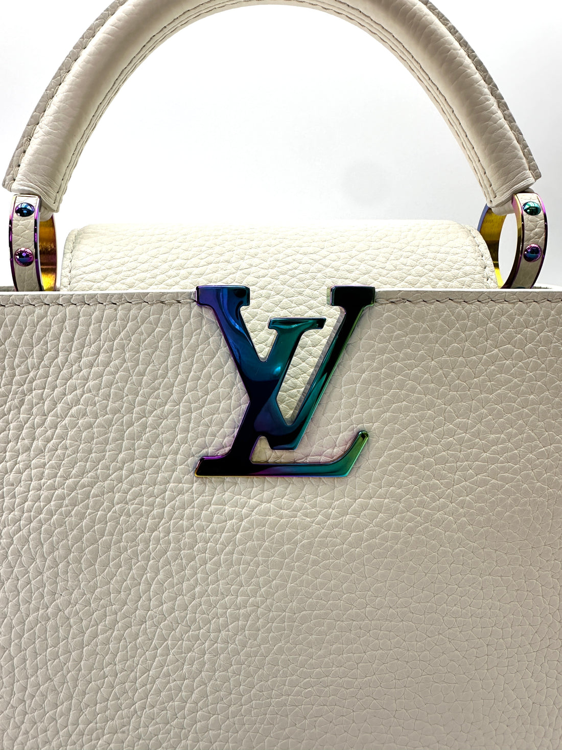 Louis Vuitton Capucines BB White Leather Handle Bag LV2831