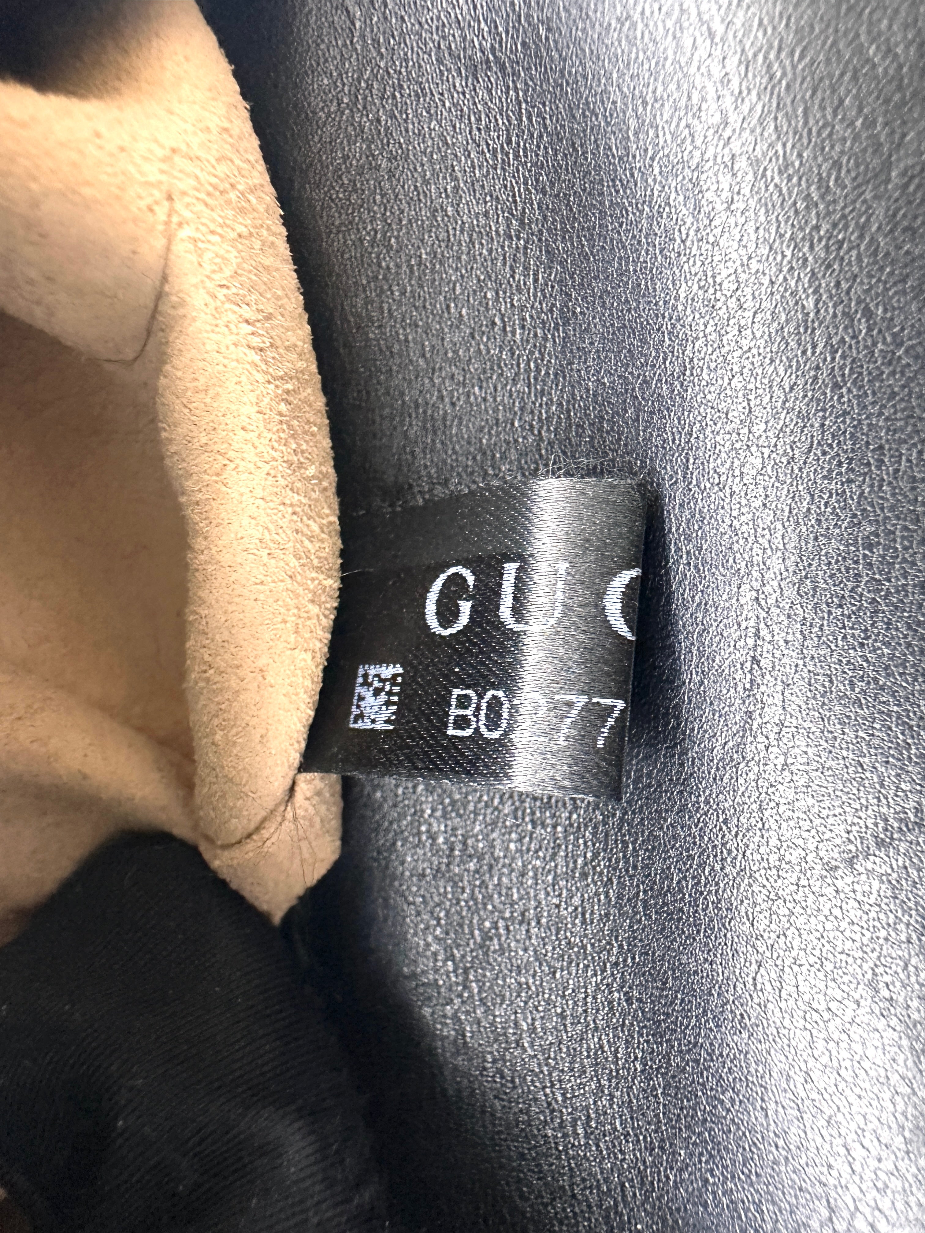 Gucci Padlock Bee Star Black Leather Shoulder Bag GG1094