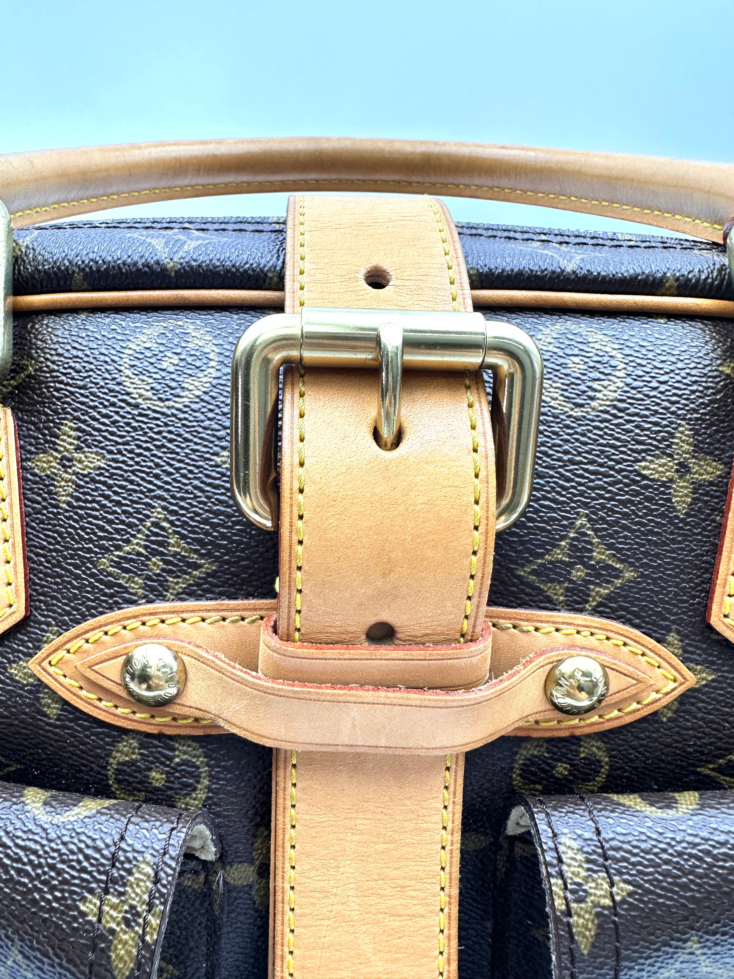 Louis Vuitton Manhattan Monogram Canvas Handle Bag LV2827