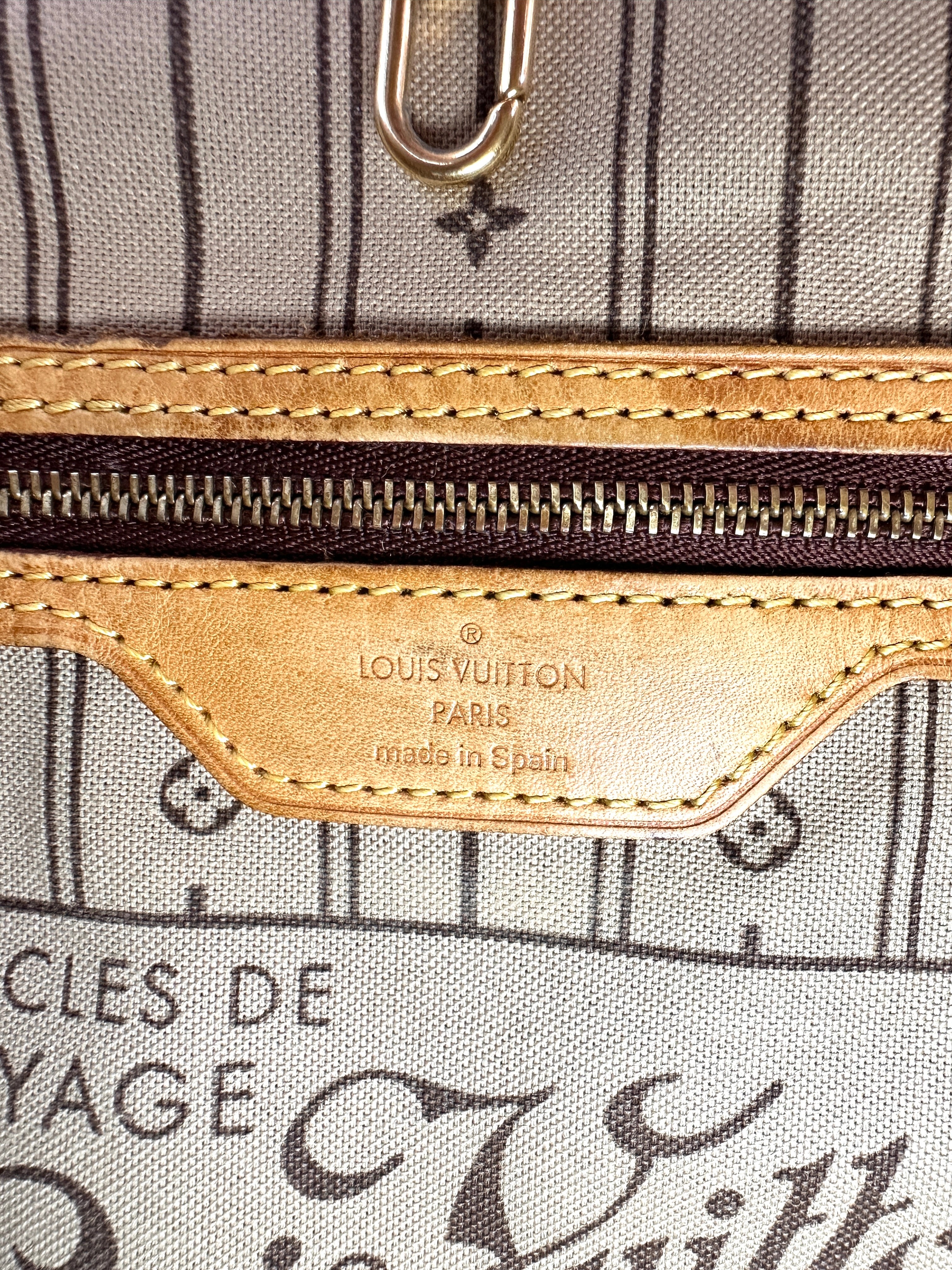 Louis Vuitton Neverfull MM Monogram Canvas Handle Bag LV2826