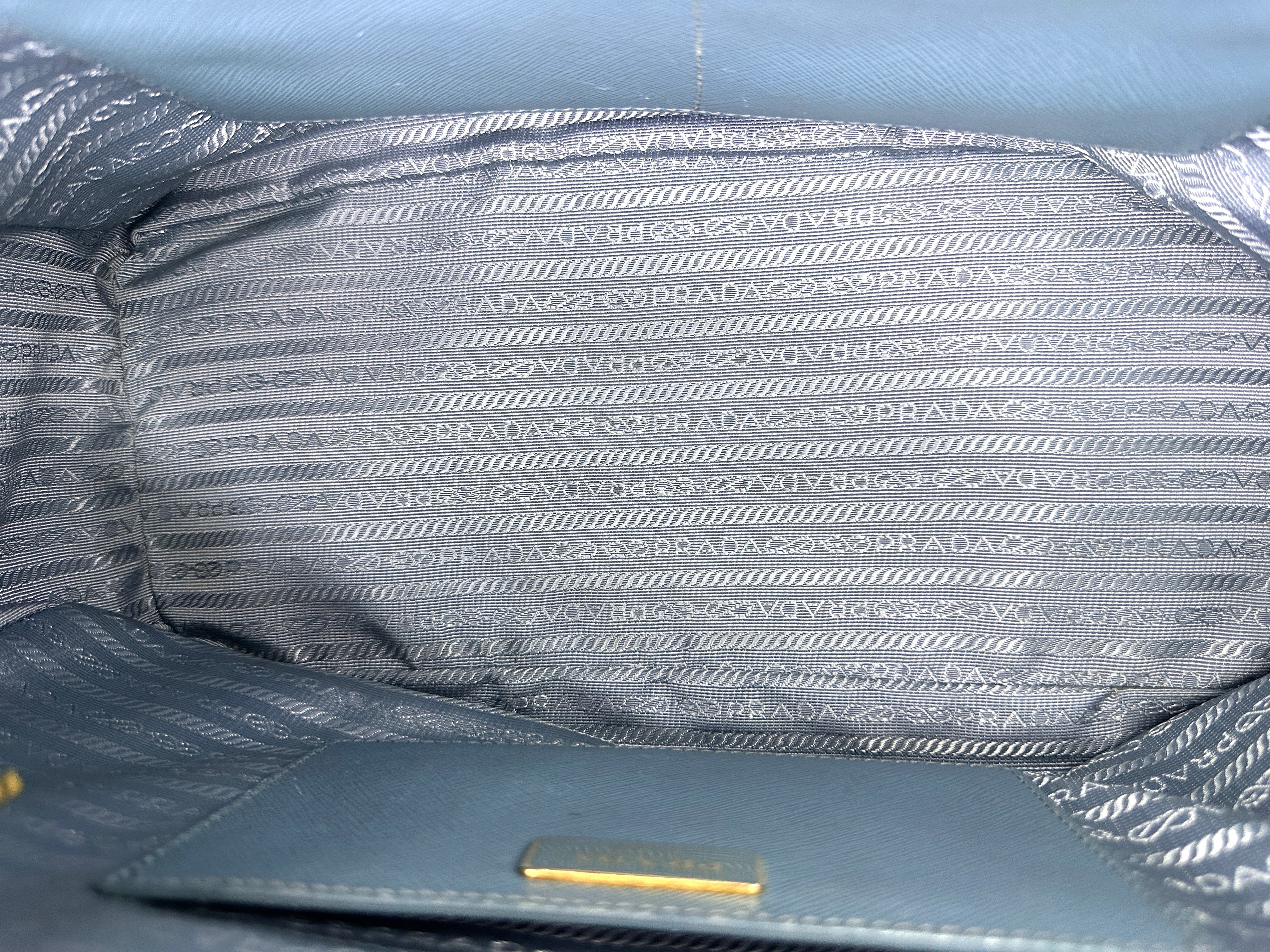 Prada Galleria Blue Saffiano Leather Handle Bag PR380