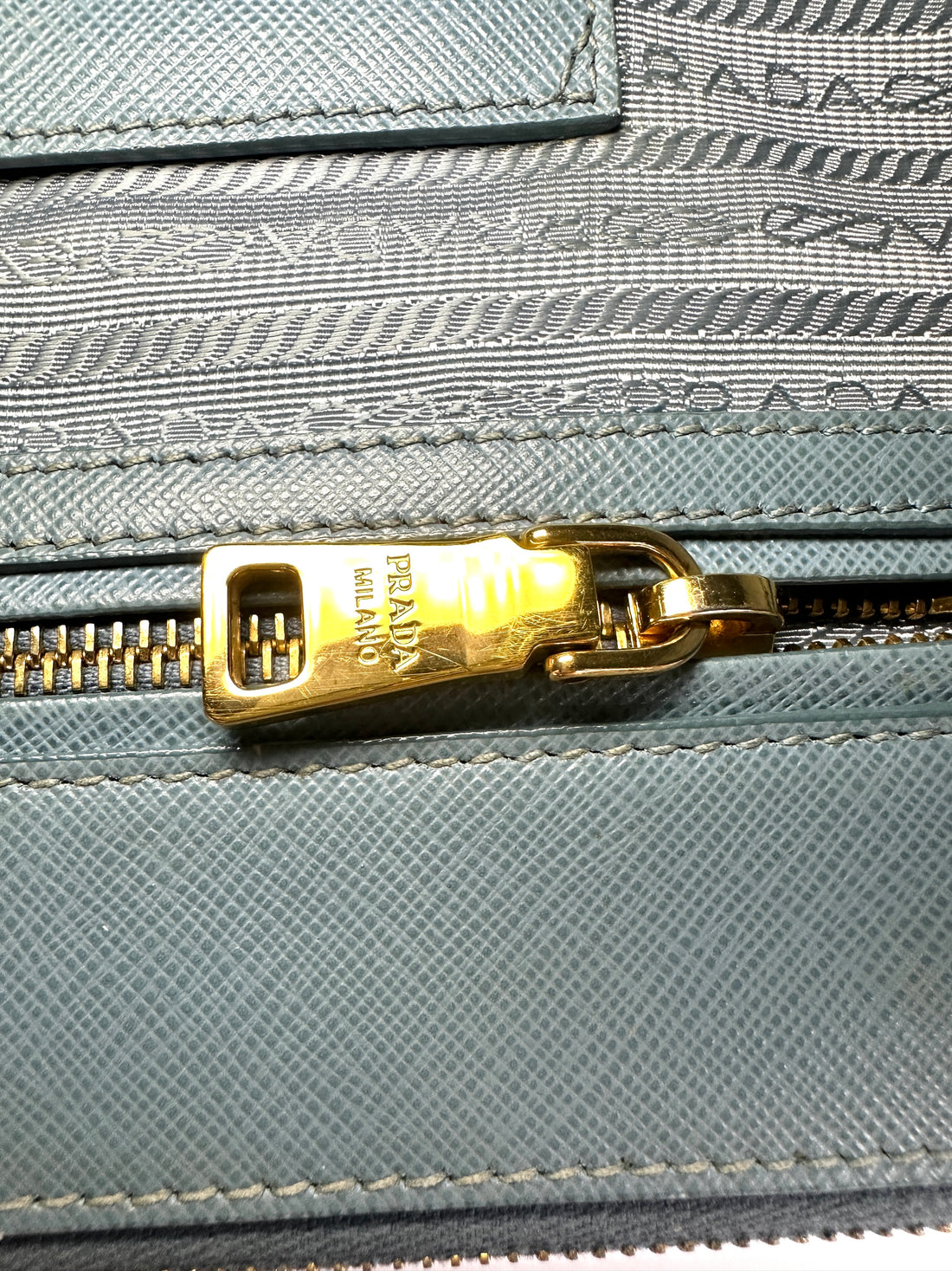 Prada Galleria Blue Saffiano Leather Handle Bag PR380