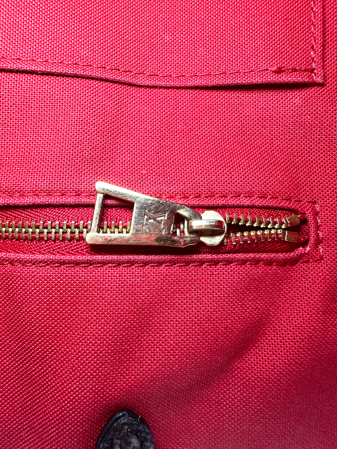 Louis Vuitton Onthego GM Monogram Canvas Handle Bag LV2830