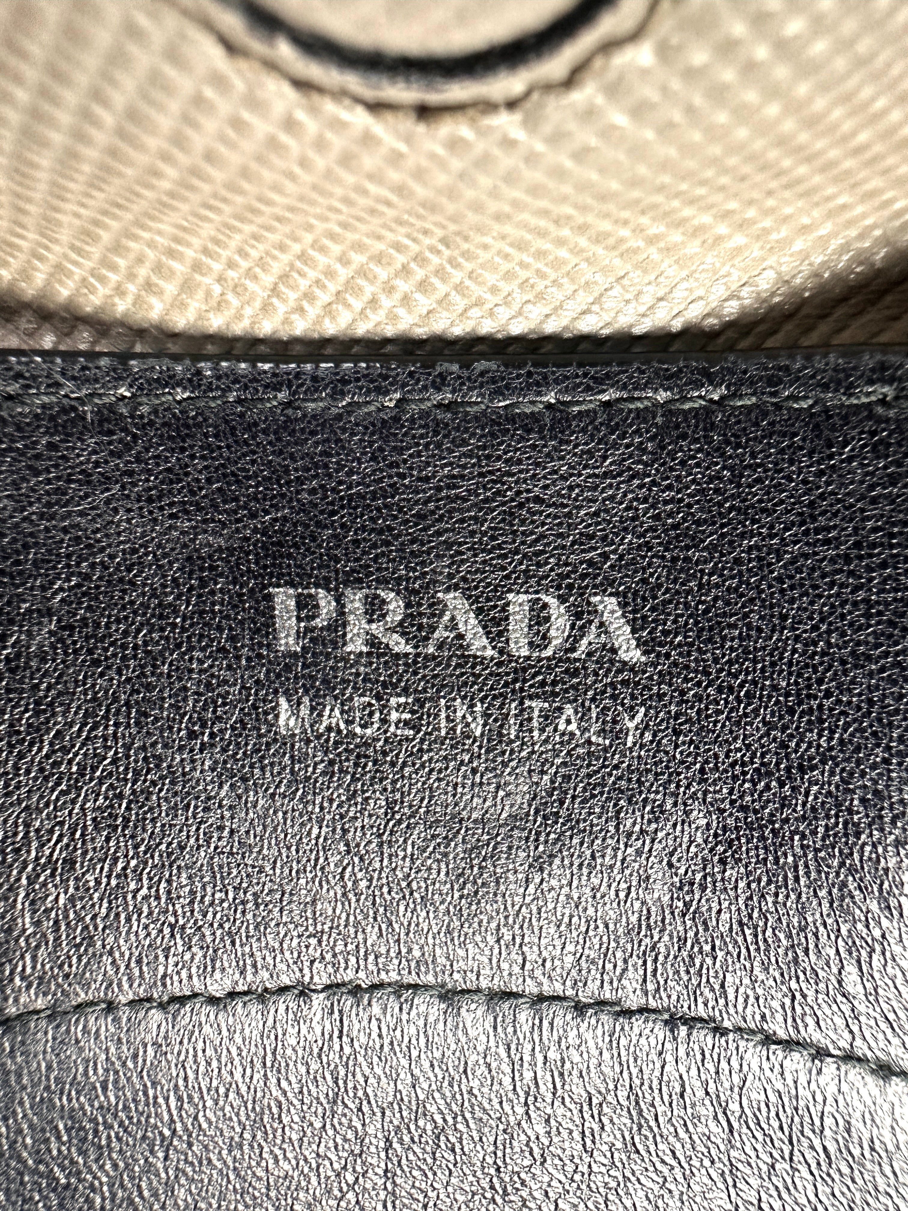 Prada Galleria Grey Saffiano Leather Handle Bag PR382