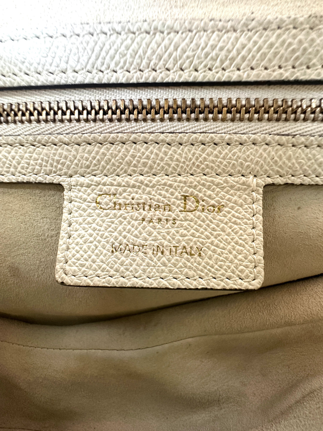Christian Dior White Leather Medium Size Saddle Bag DR748