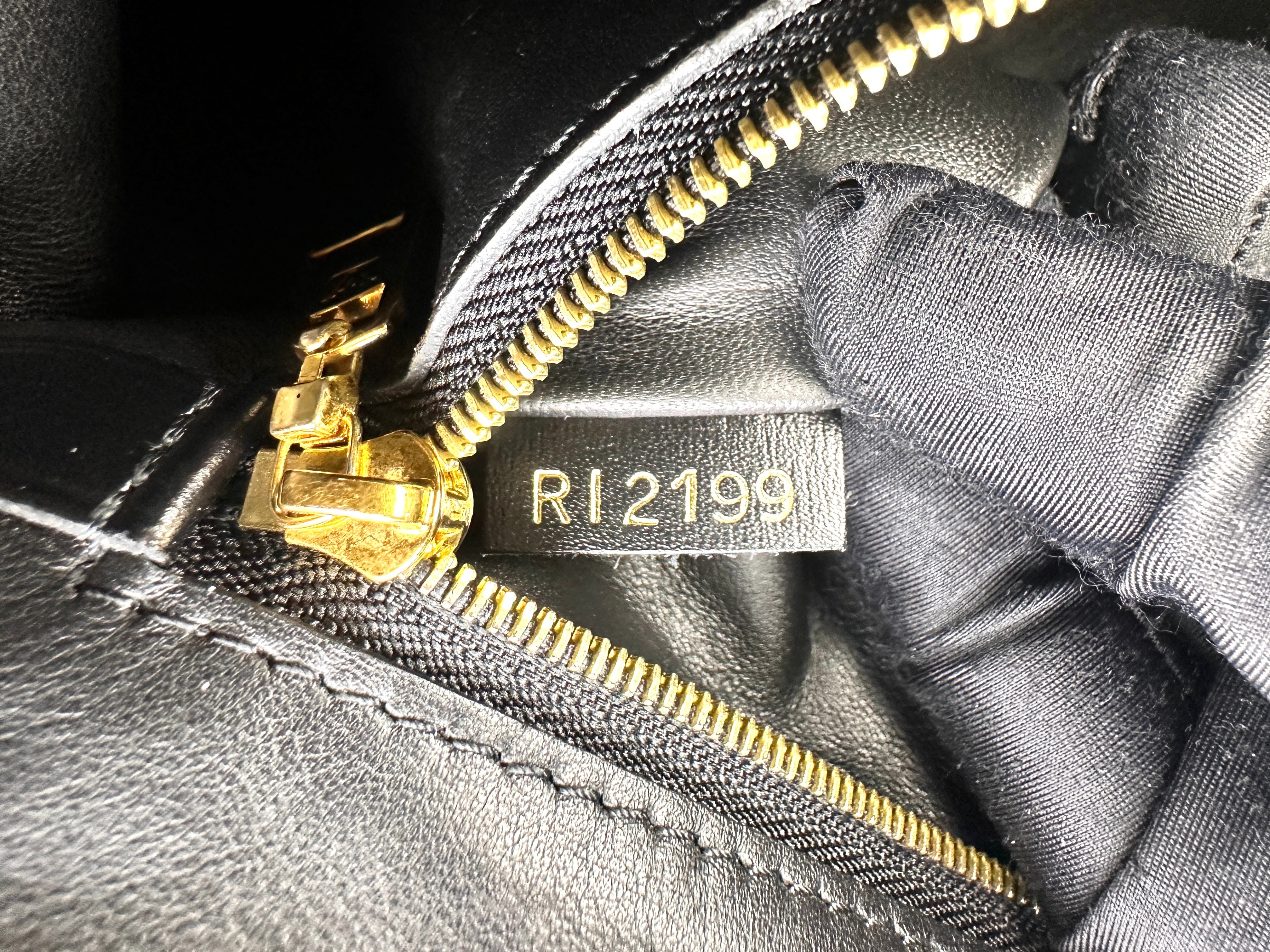 Louis Vuitton Rose Des Vents Black Leather Handle Bag LV2834