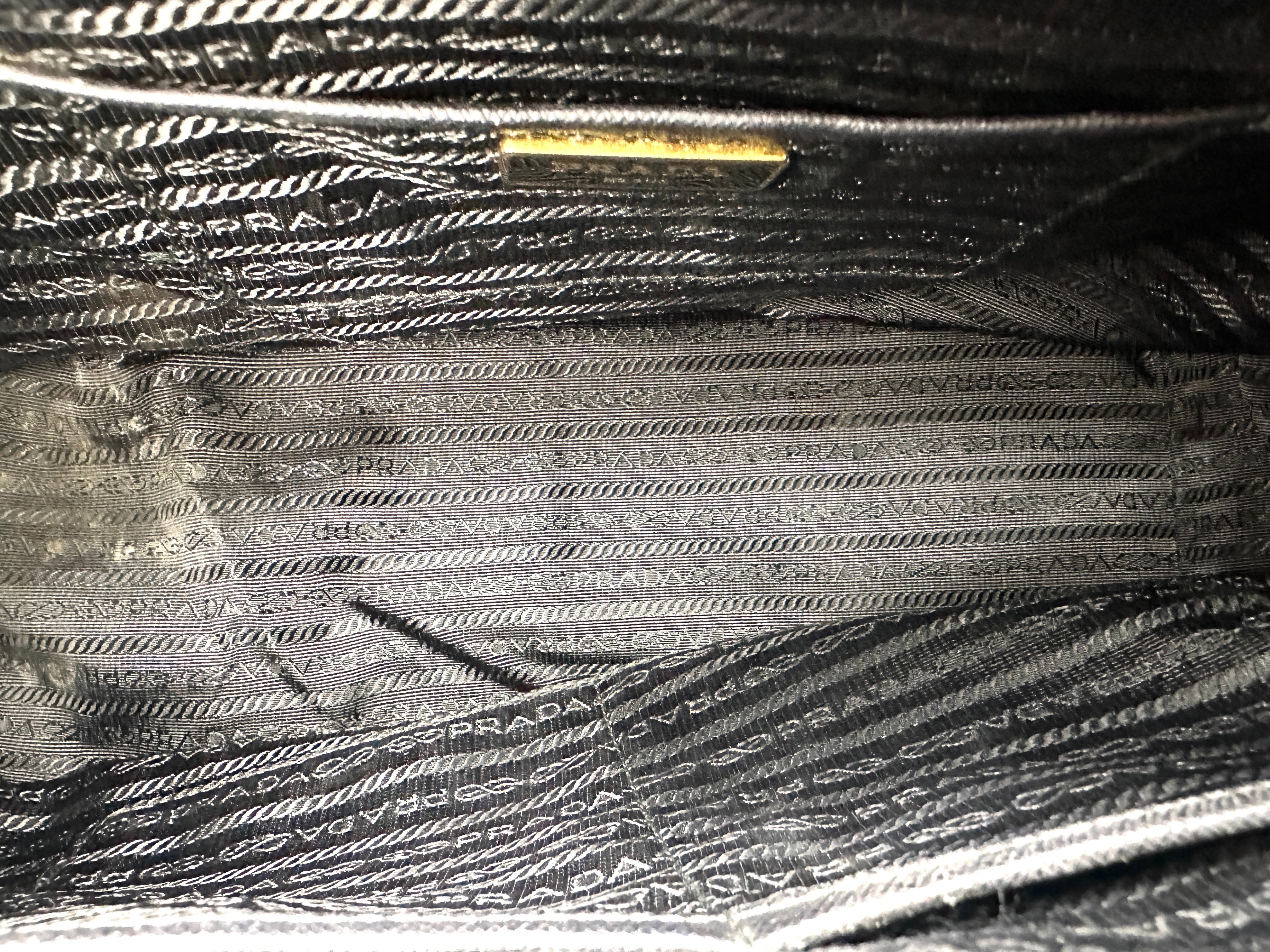 Prada Galleria Black Saffiano Leather Handle Bag PR385