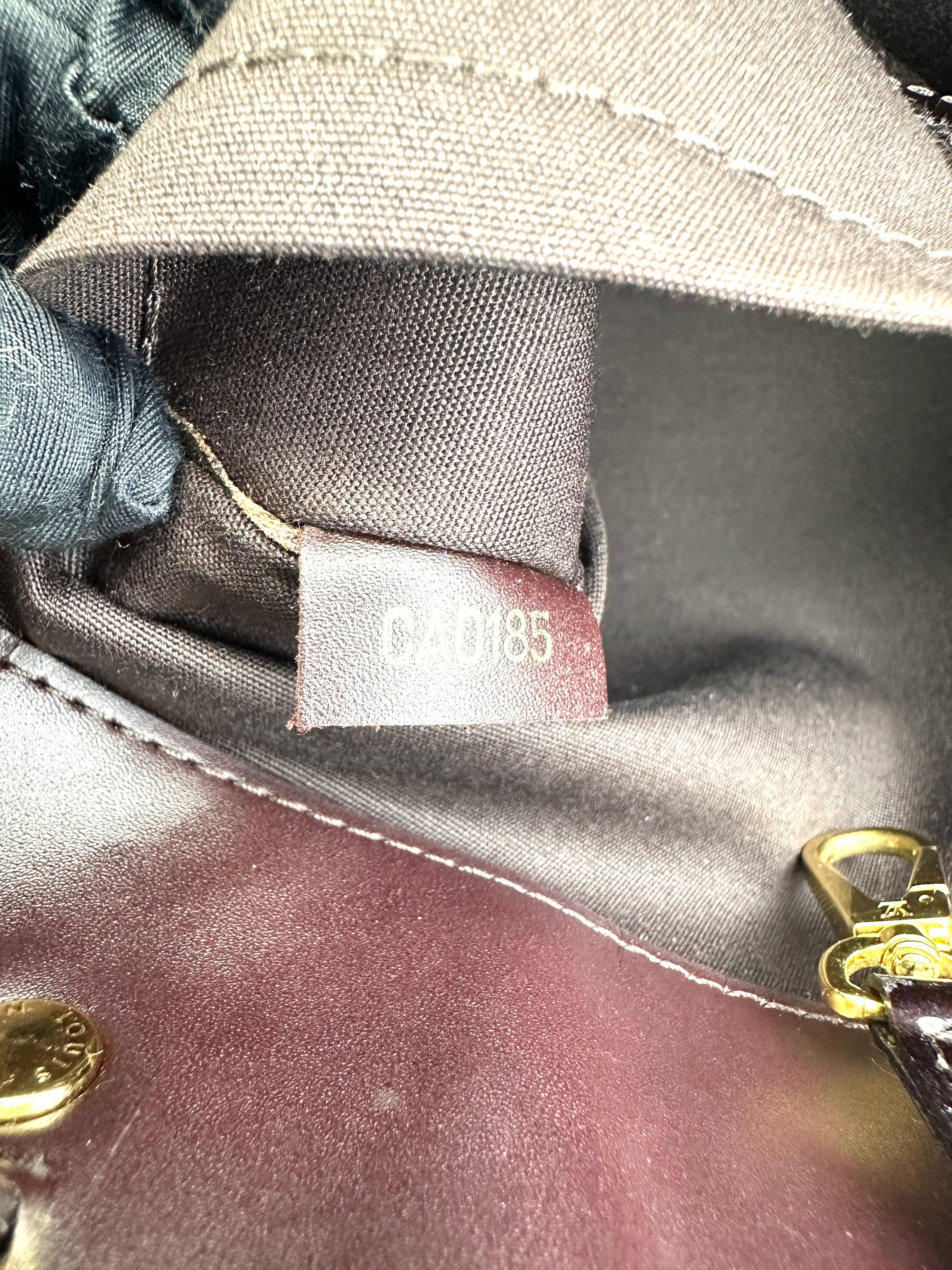 Louis Vuitton Montaigne MM Dark Red Monogram Vernis Handle Bag LV2843