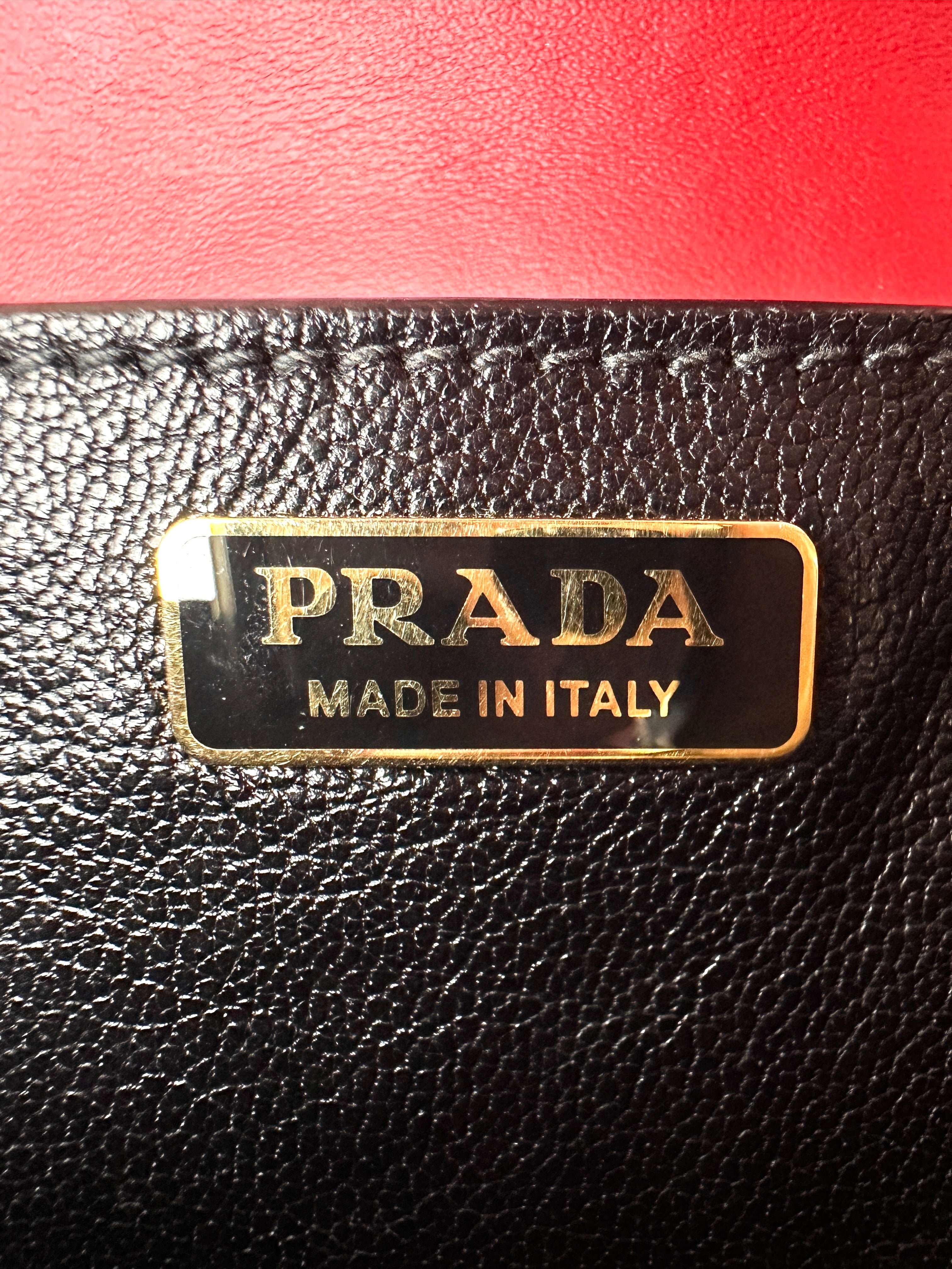 Prada Cahier Black/Red Leather Shoulder Bag PR388