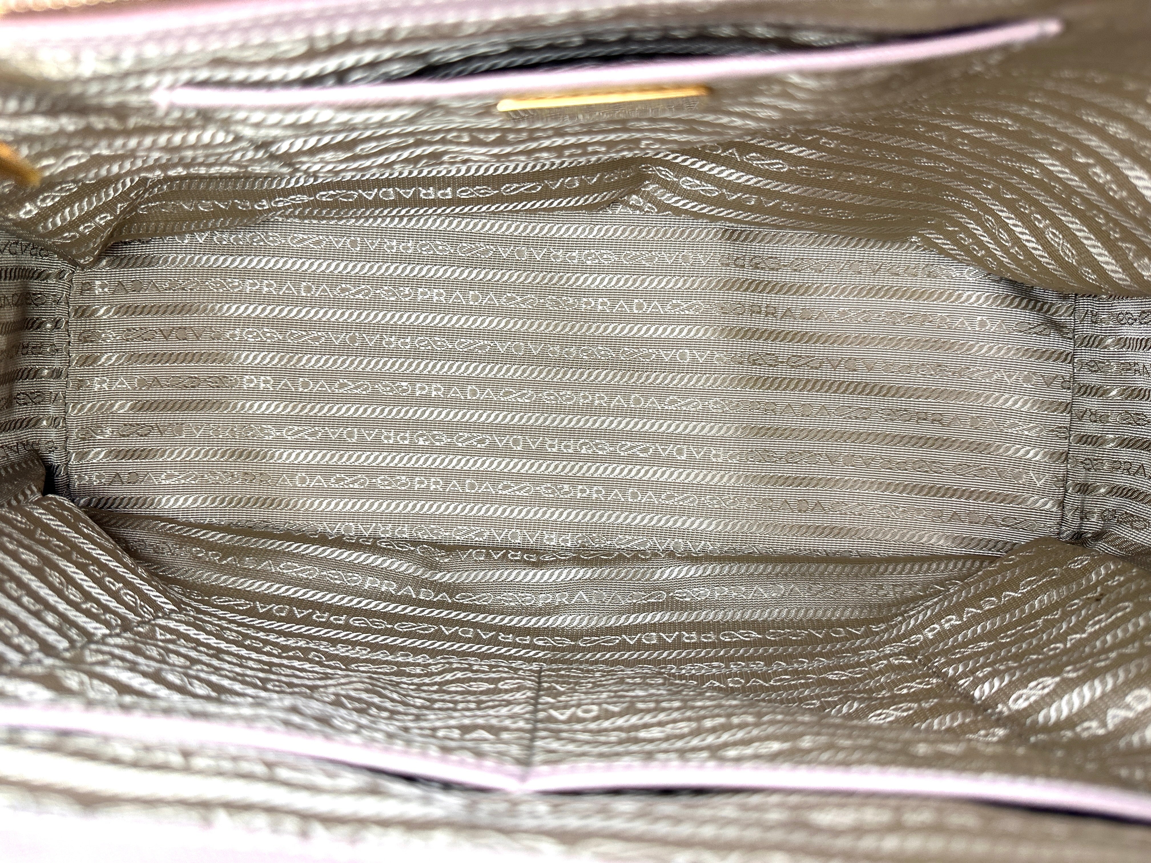 Prada Galleria Pink Saffiano Leather Handle Bag PR387