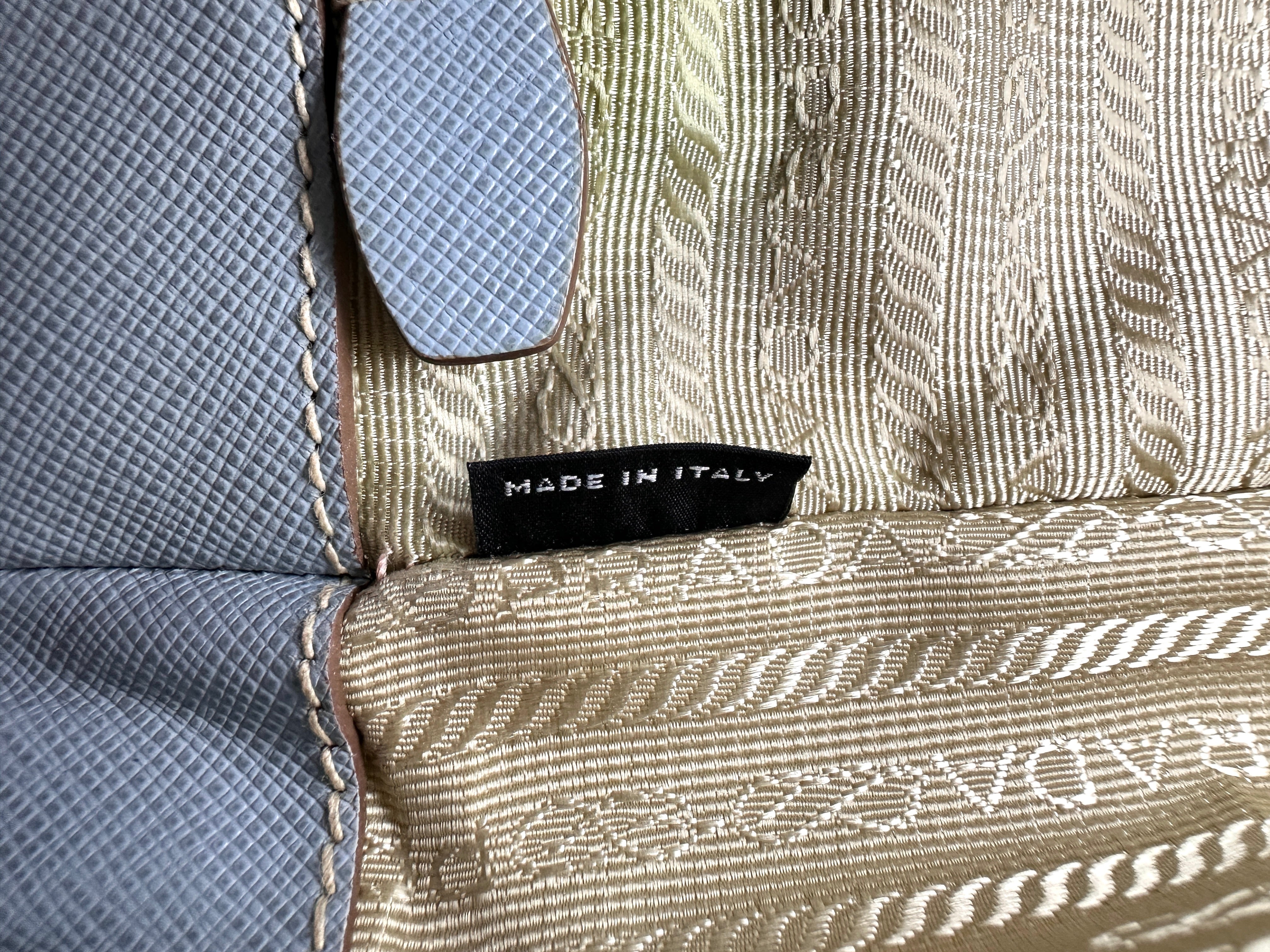Prada Galleria Blue/White Saffiano Leather Medium Size Handle Bag PR386