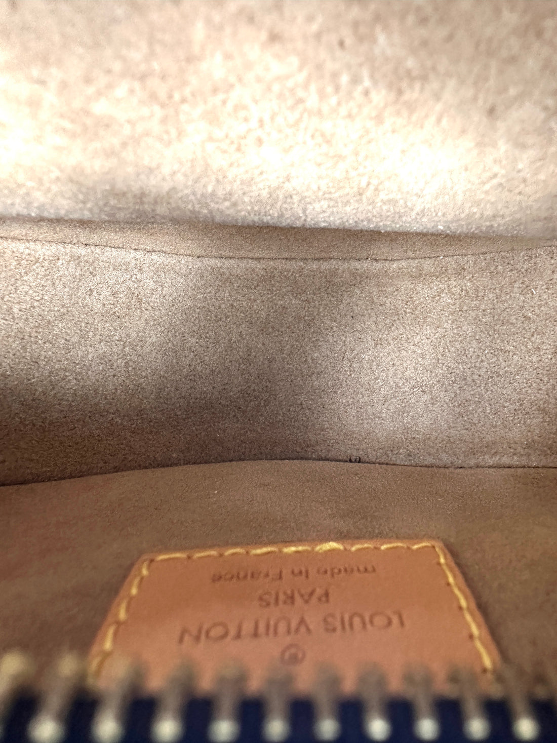 Louis Vuitton Loop Monogram Canvas Shoulder Bag LV2838