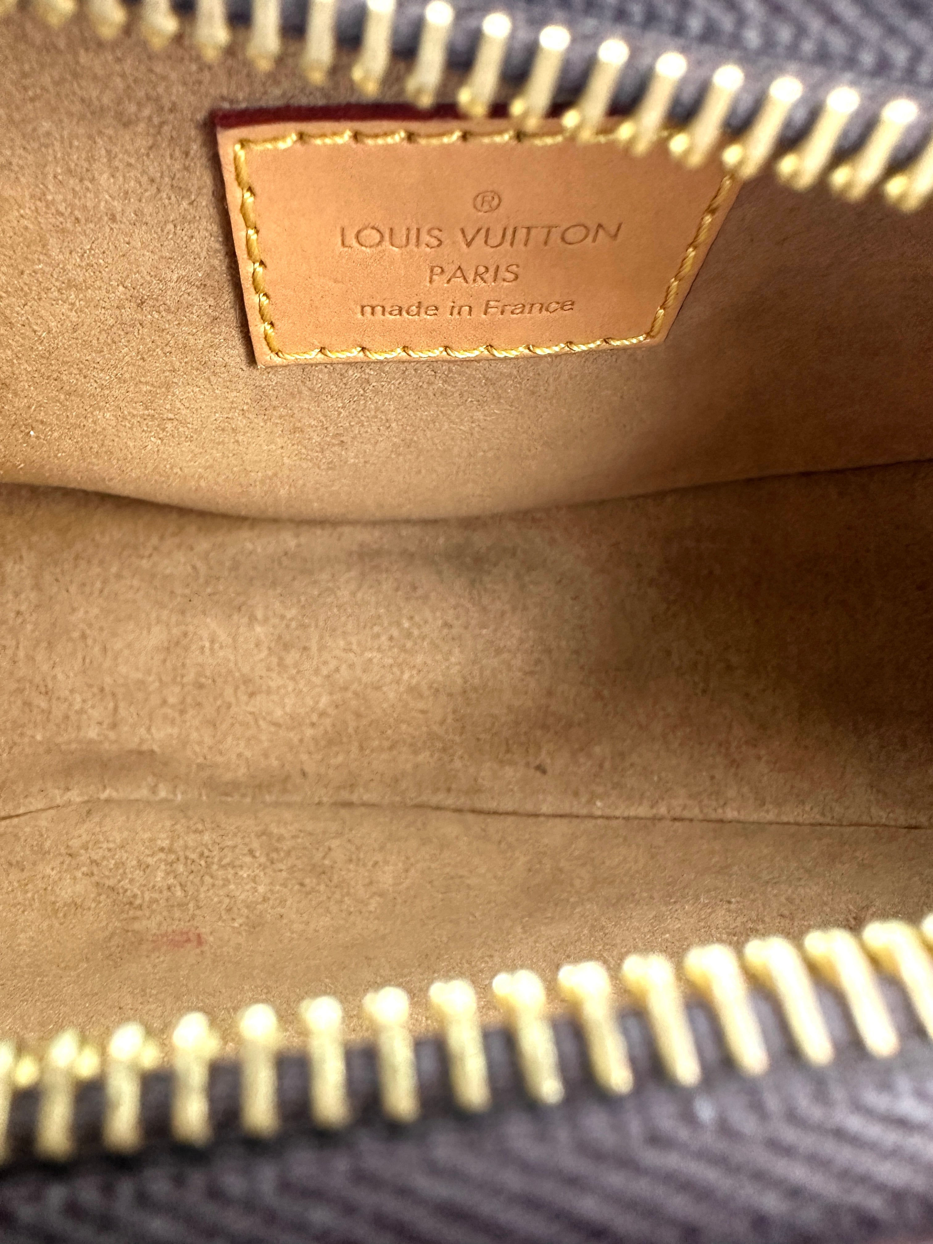 Louis Vuitton Loop Monogram Canvas Shoulder Bag LV2847
